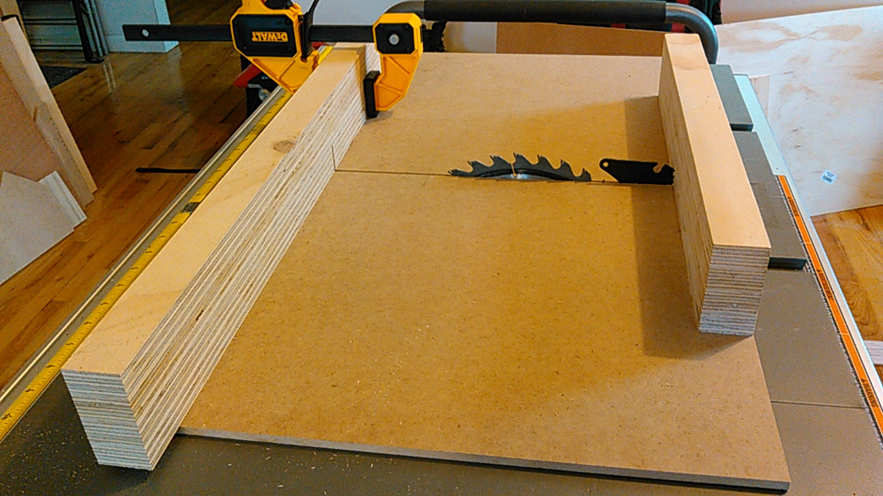 safety How do I use a crosscut sled safely? Woodworking Stack Exchange