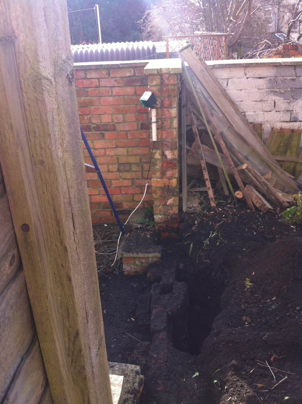 removal How do I replace a wooden fence post that was set in concrete