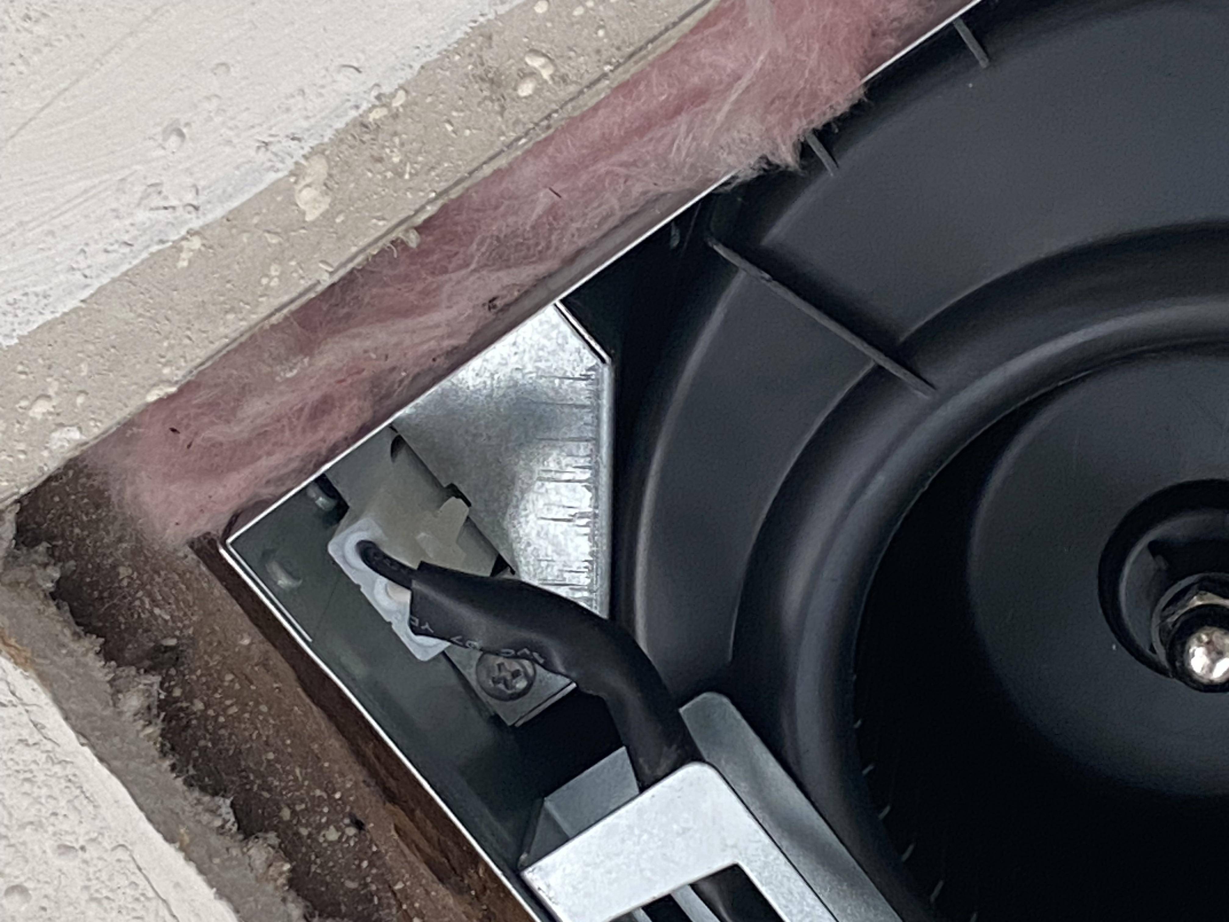 electrical - How do I wire up the switch for my bathroom fan? - Home