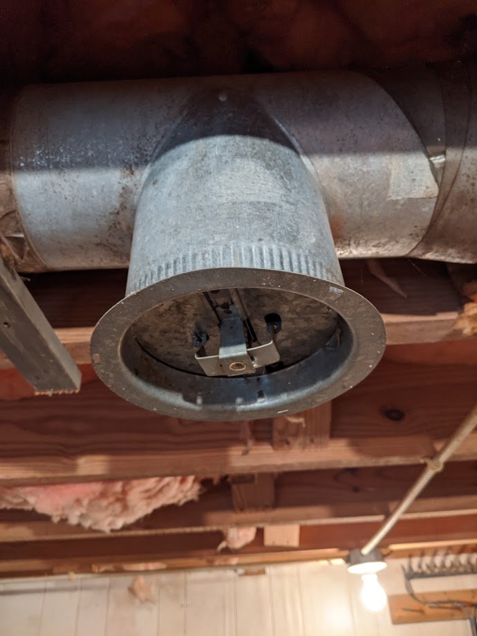 Can someone identify this HVAC duct component? - Home Improvement Stack