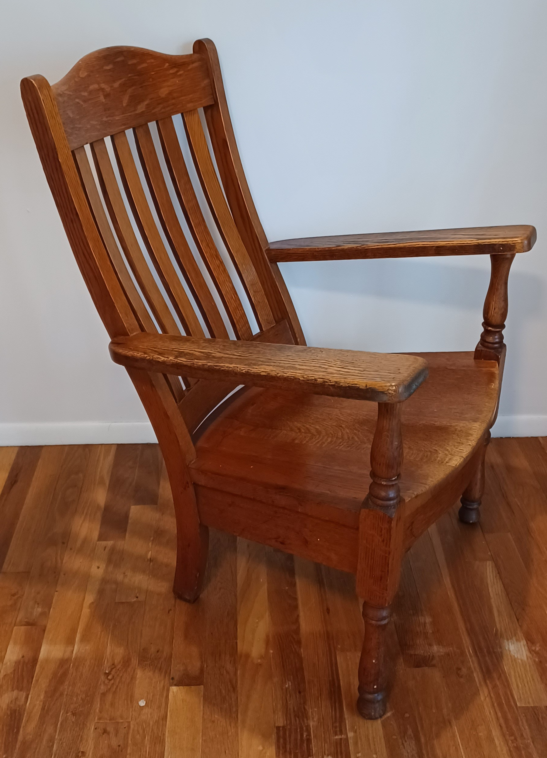 Help identifying furniture maker by initials History Stack Exchange