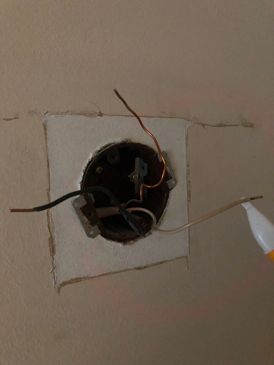 wiring Light Fixture Stopped Working After Replacing Its ThreeWay