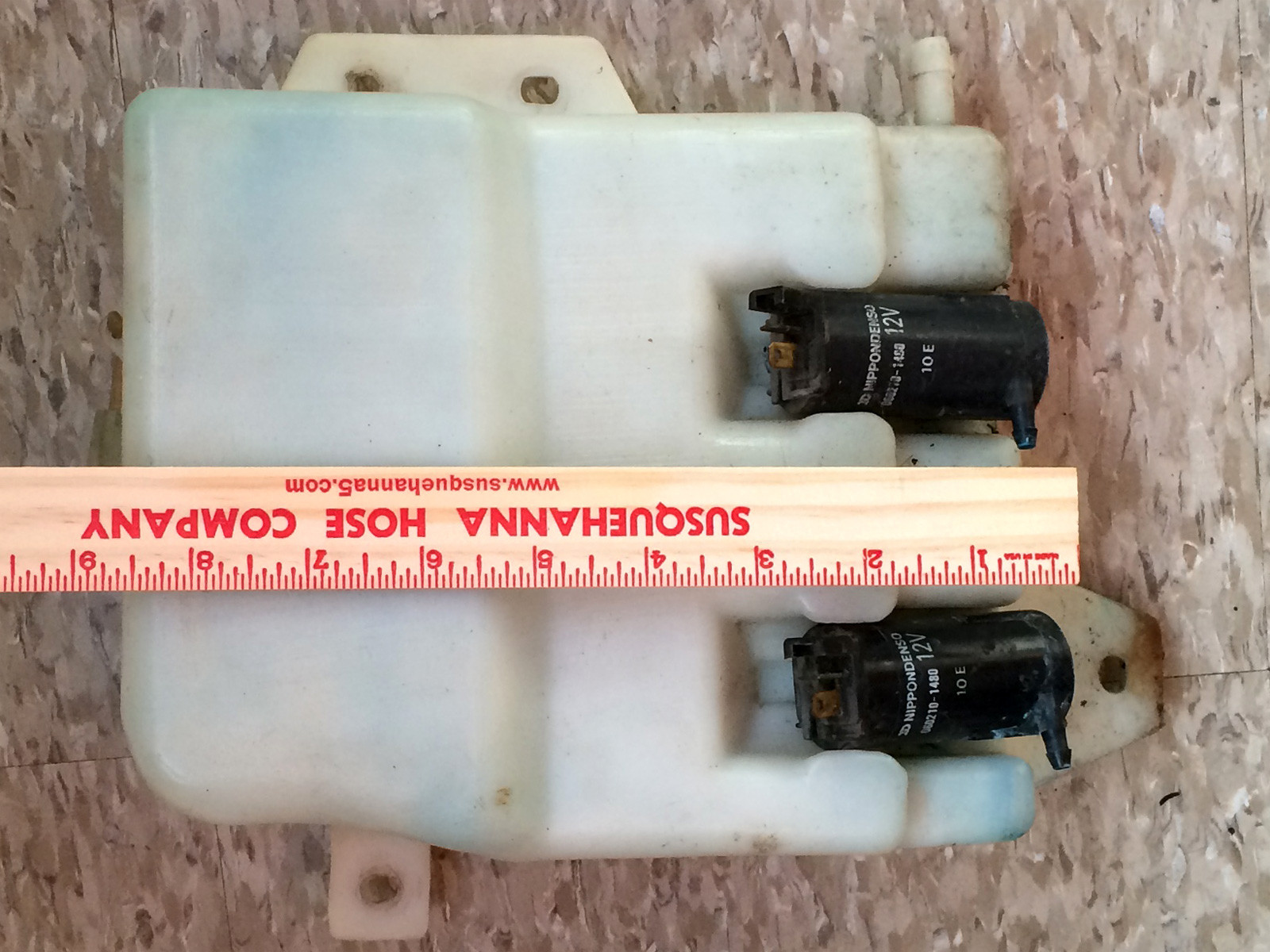 part identification - Need to identify windshield washer fluid