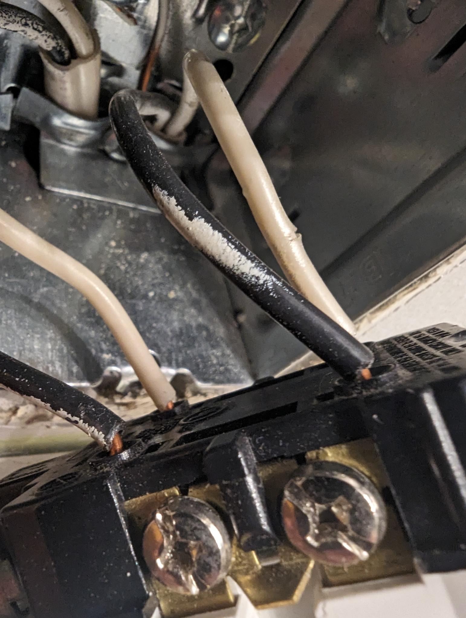 electrical - Switched outlet with 2 black/2 white wires. Switch