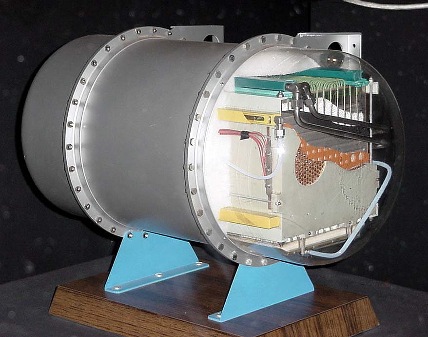 history What was the first successful demonstration of a fuel cell in