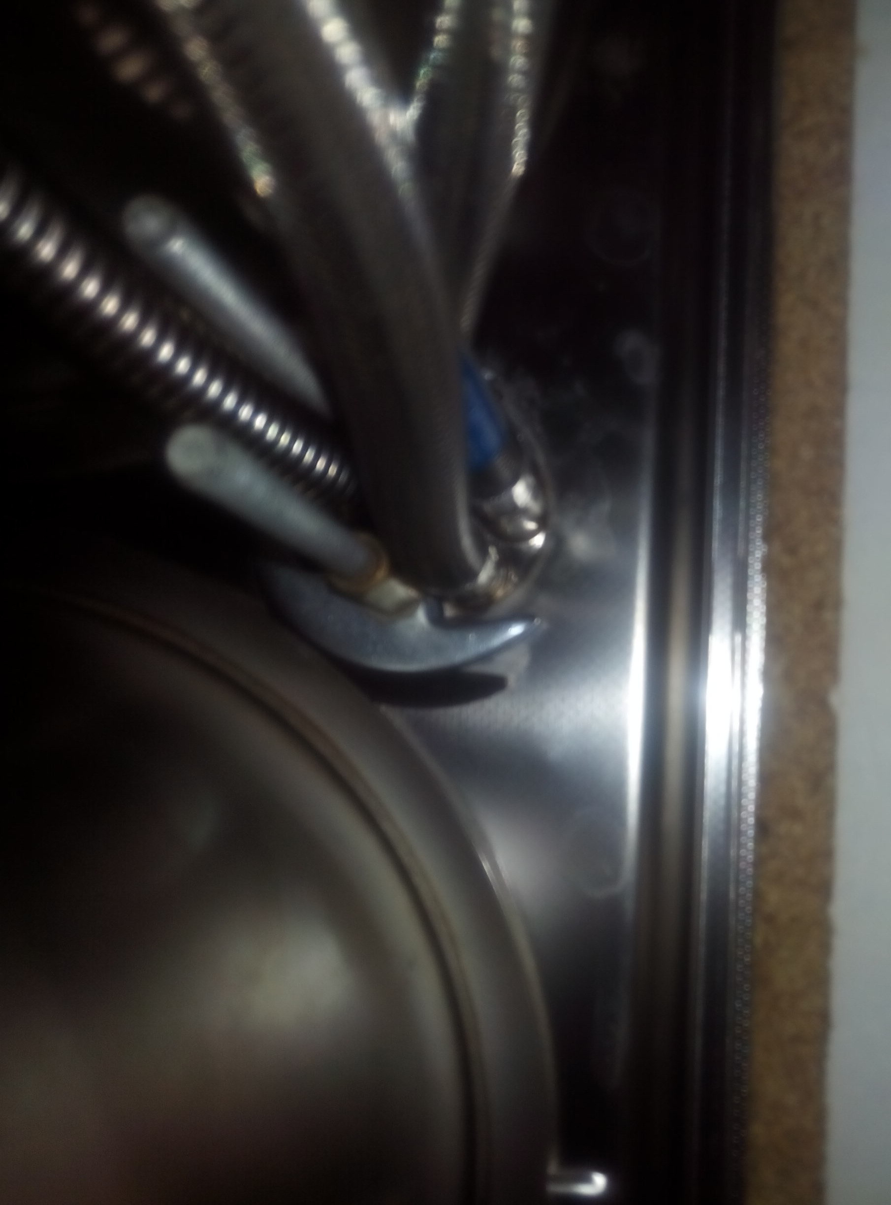 plumbing How can I fasten nuts in narrow places when installing a