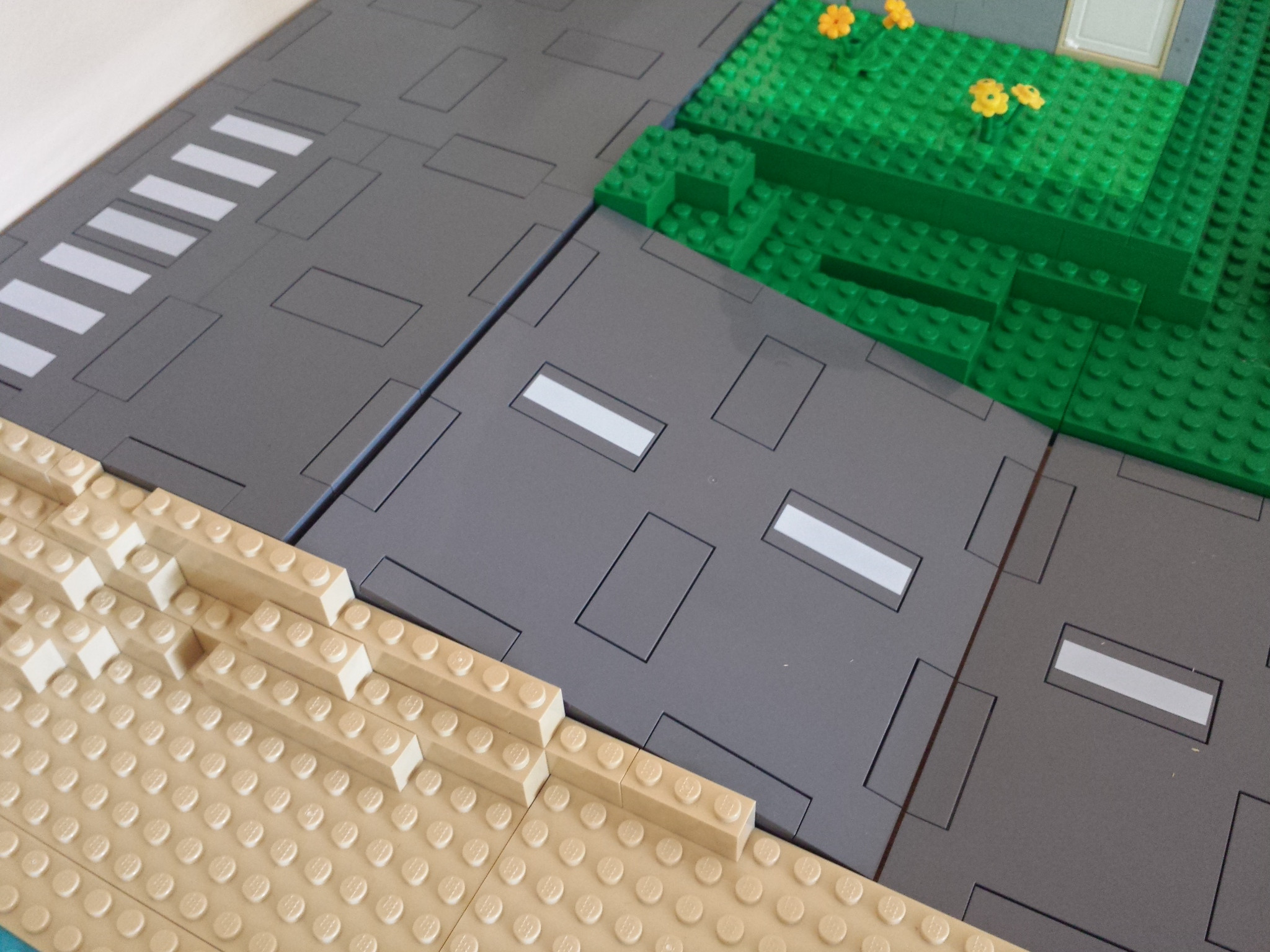 building Can the new road plates be used to build ramps or hills