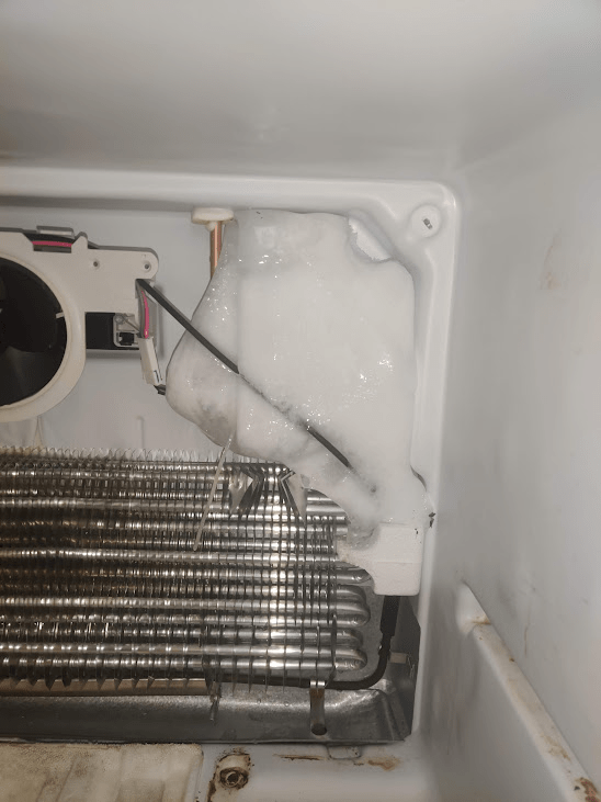 Possible cause of this ice formation in freezer in Whirlpool