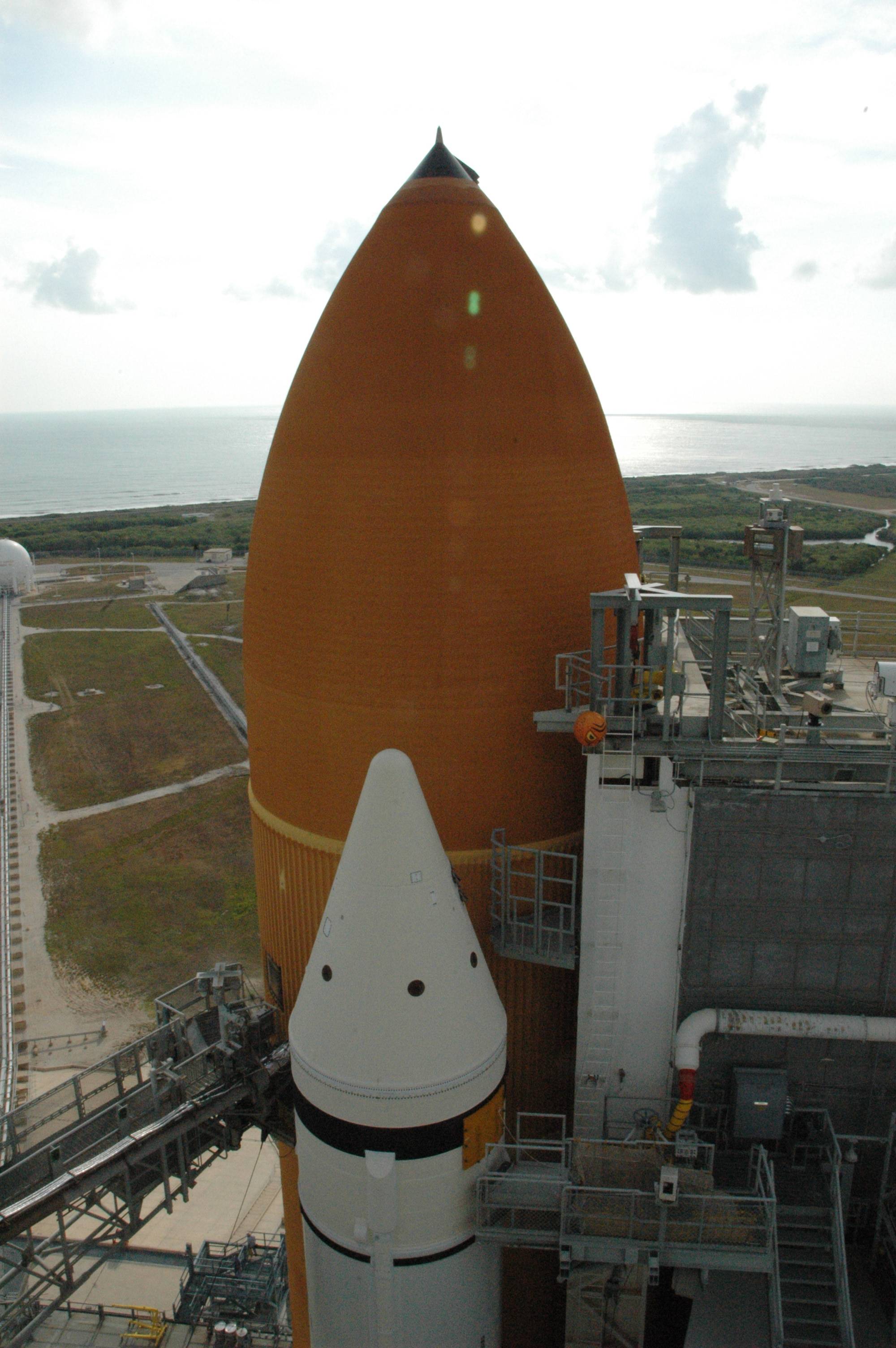 reactjs how to add divider to dataGrid material ui And rows Stack Overflow