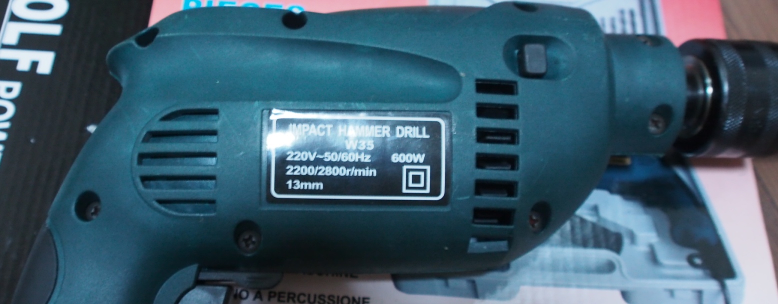 How do I know if my power drill needs to rotate clockwise or counter