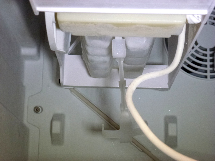 repair How to remove ice maker from Miele / Liebherr freezer? Home