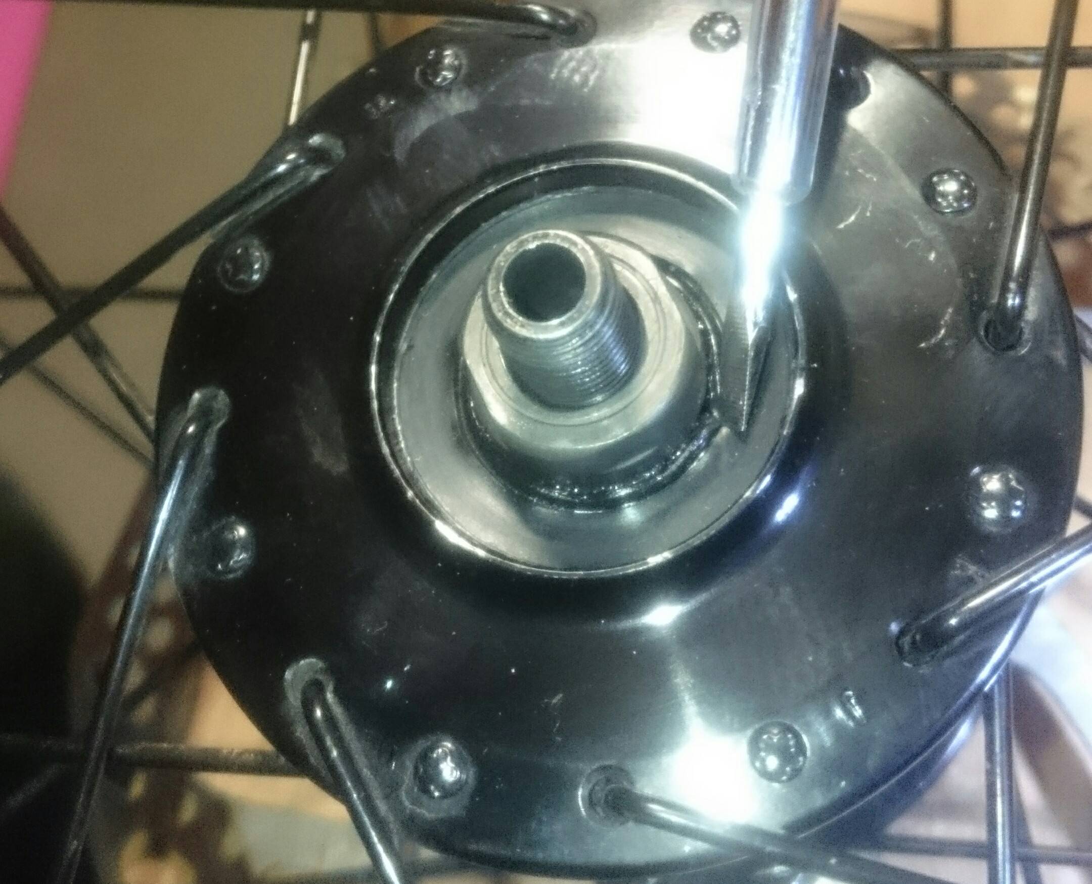 maintenance Prevent wheel bearing from coming loose due to disk braking lateral force