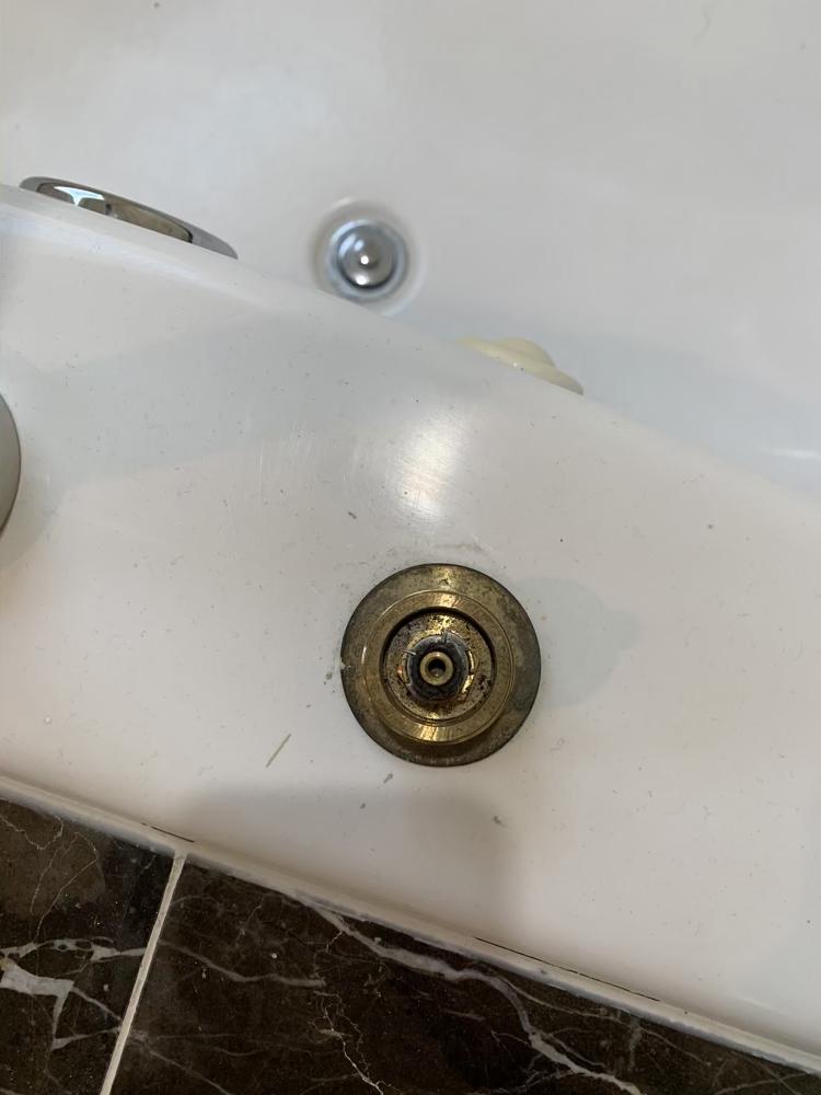 bathtub Jacuzzi tub hot water valve locked in place Home