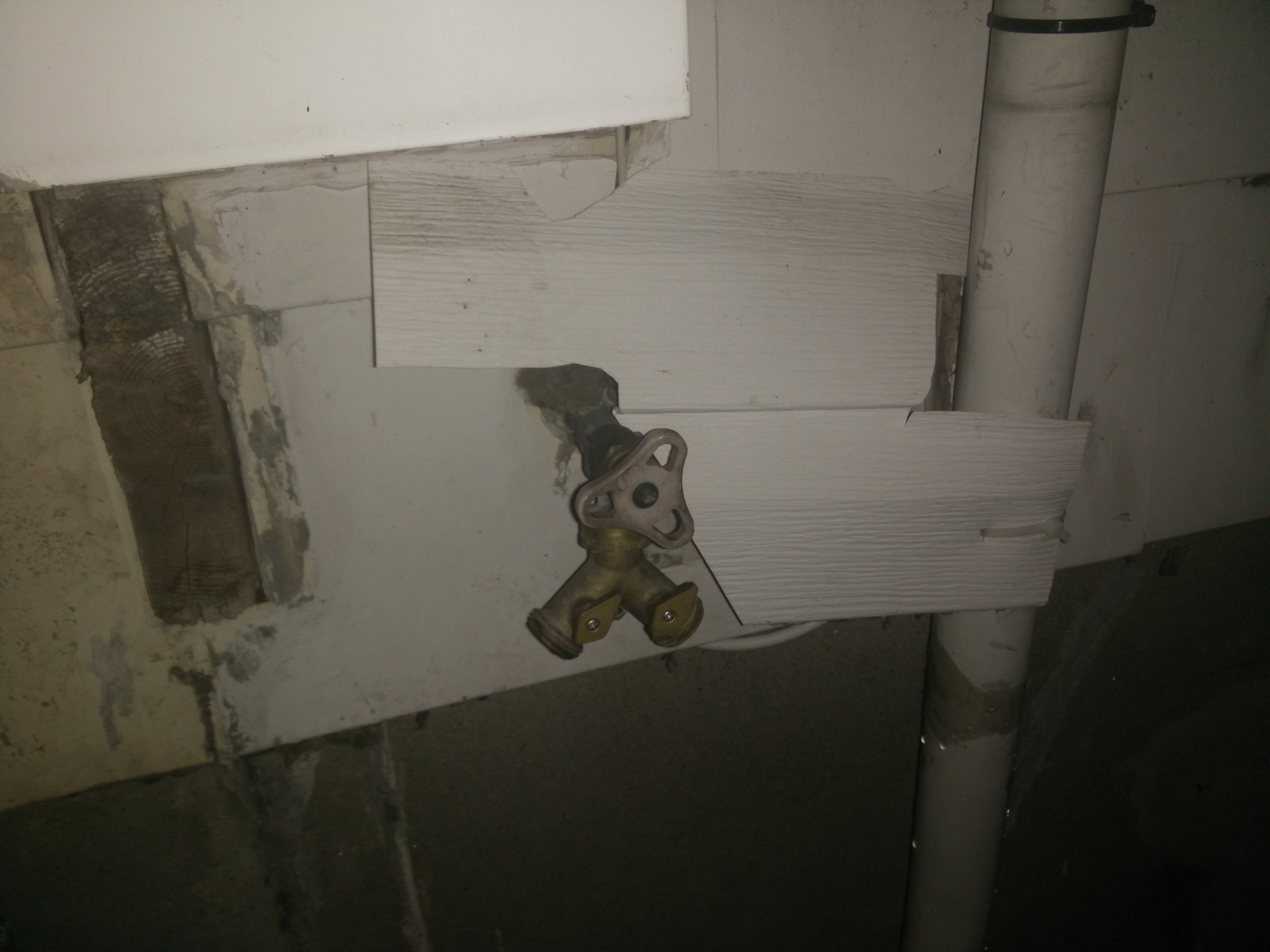 Is there any way to figure out if your outdoor faucet is frost free