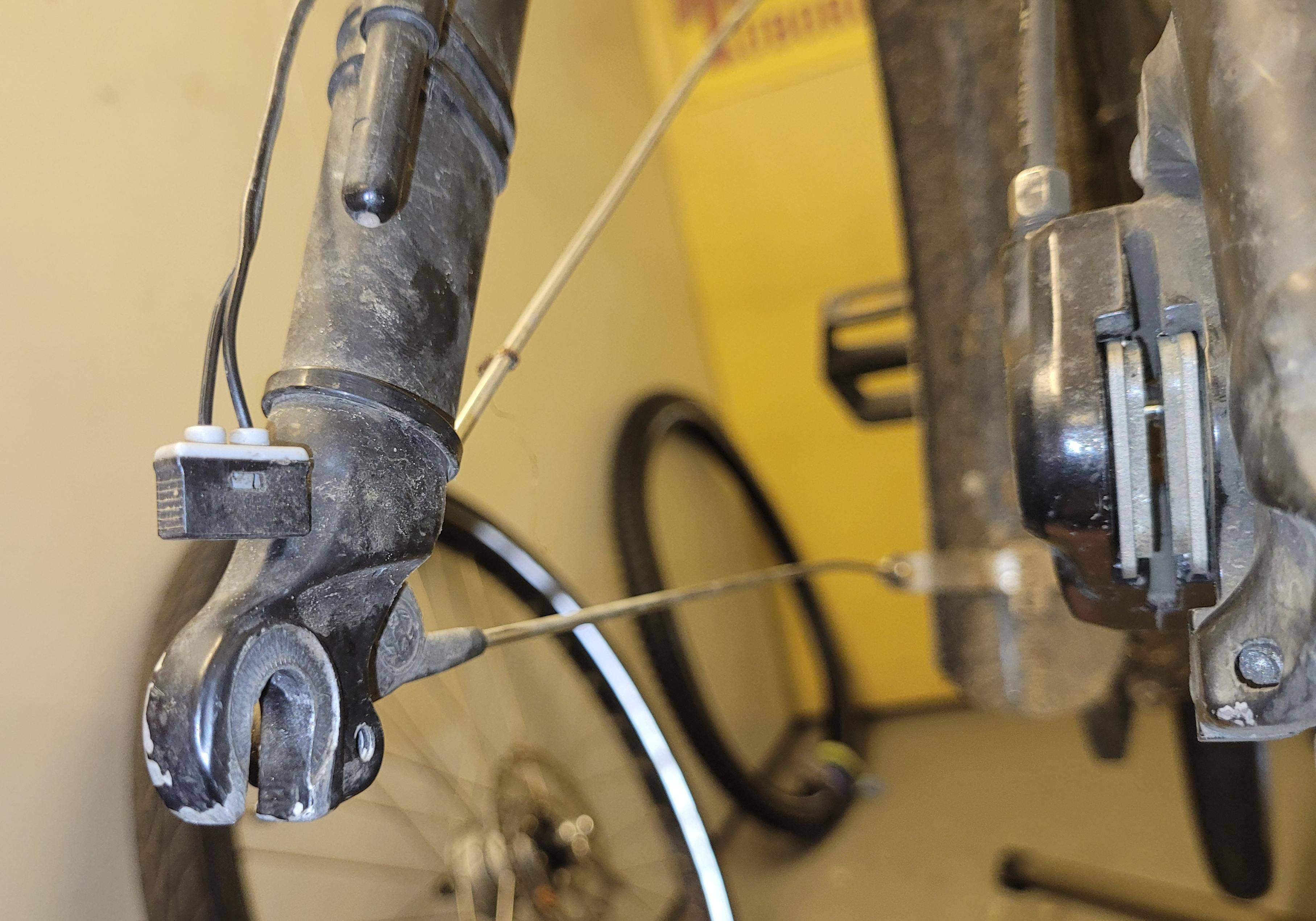 damage Aluminium fork dropouts hit floor need to worry? Bicycles