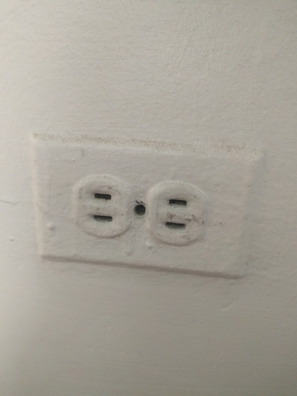 receptacle How can I tell if my twopronged outlets have ground wires