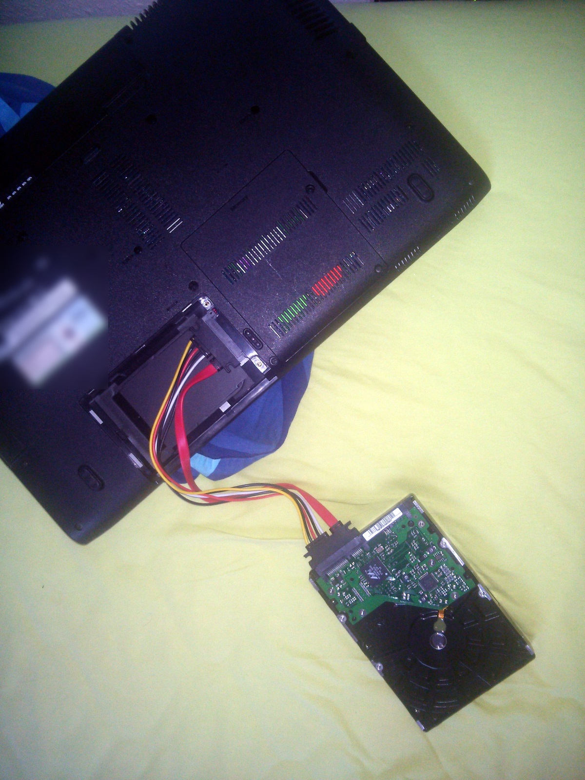 hard drive 3.5" HDD not spinning up connected to Notebook. Notebook
