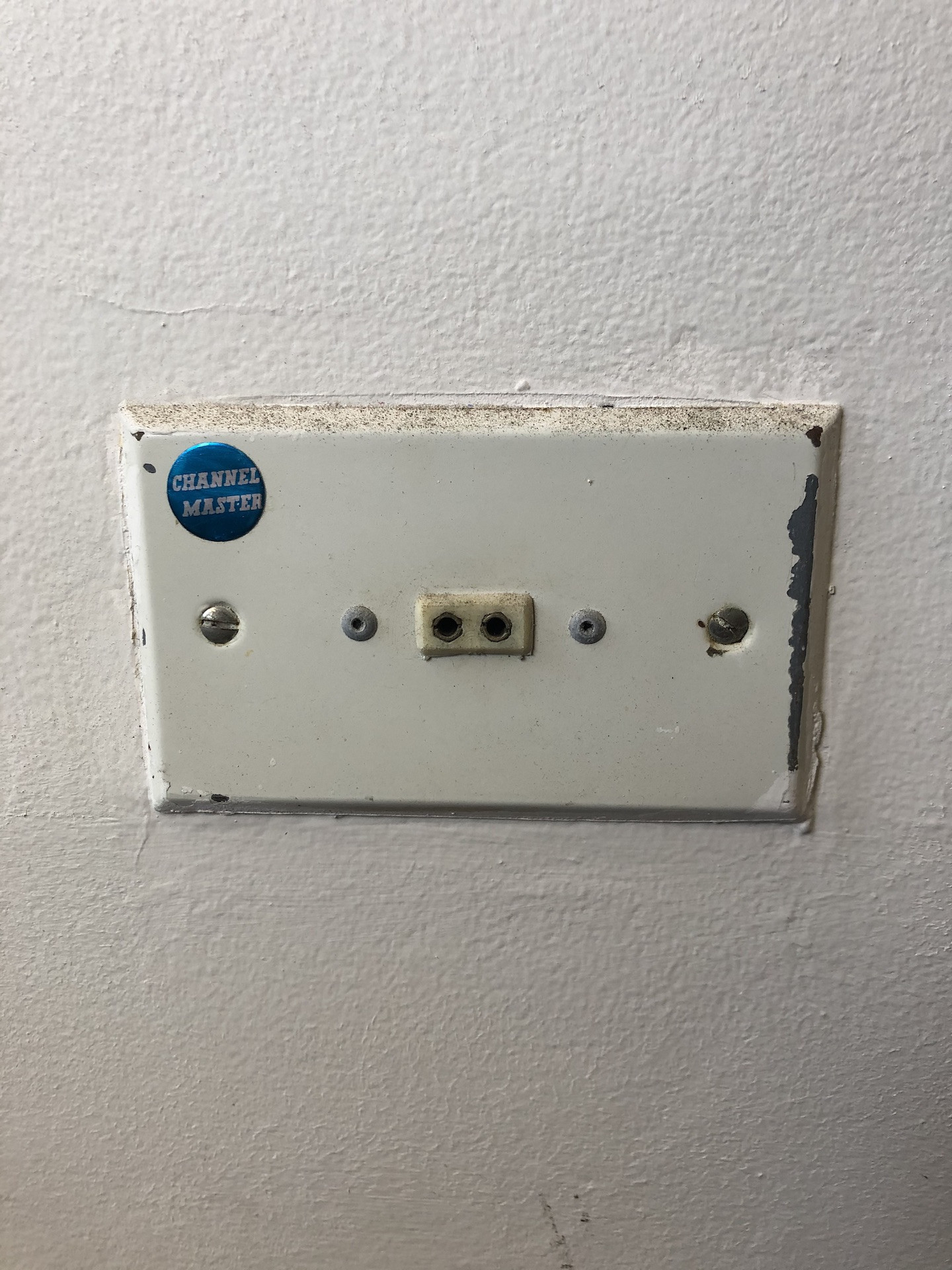 diy Very old dual coaxial TV outlet, how to fix it to connect to a
