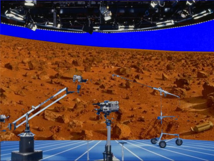 internal consistency Cheapest way to fake the Mars landing