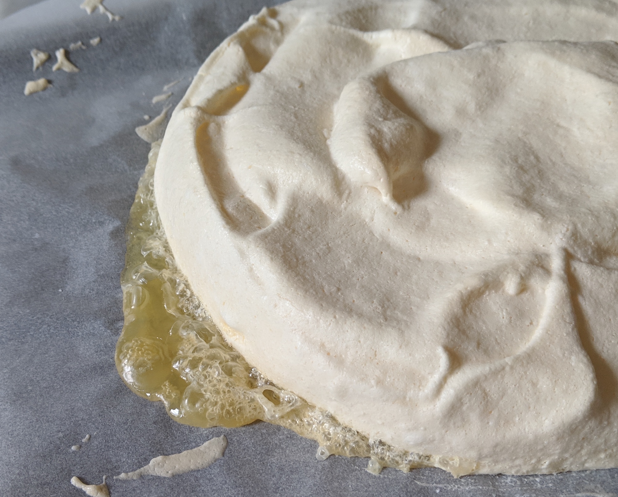 How to stop the pavlova from “leaking” Love & Improve Life