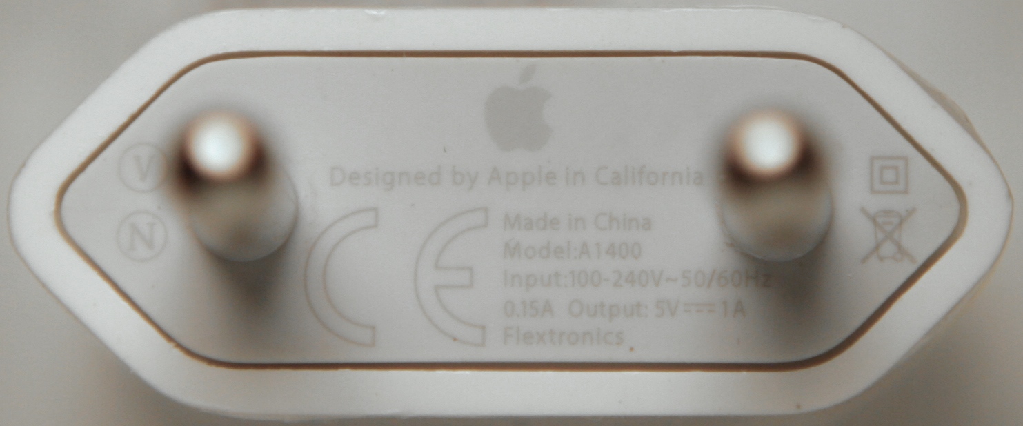 iphone How to differentiate original and fake Apple 5W USB EU power