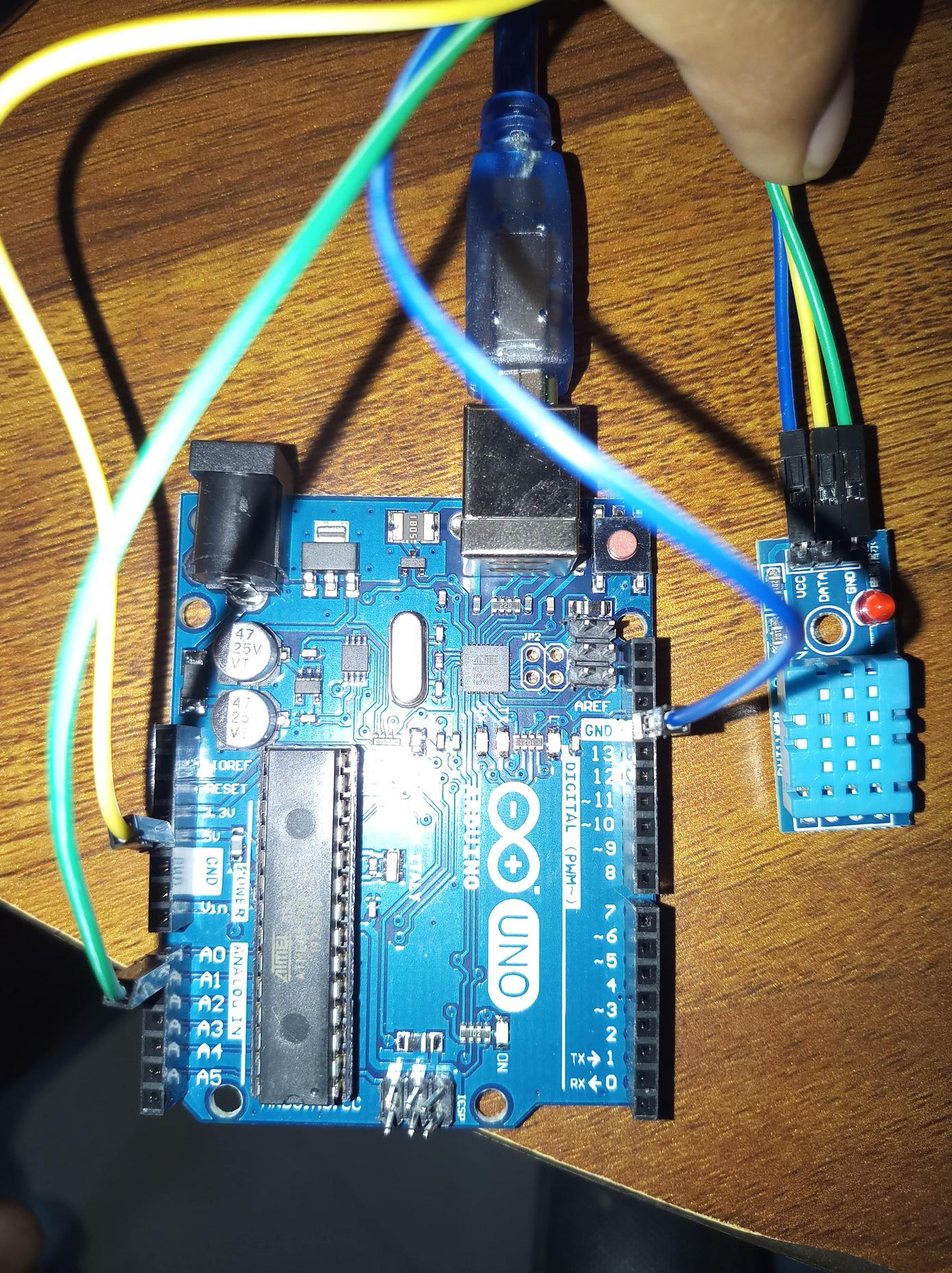 iot Arduino UNO displaying 999 value for humidity and