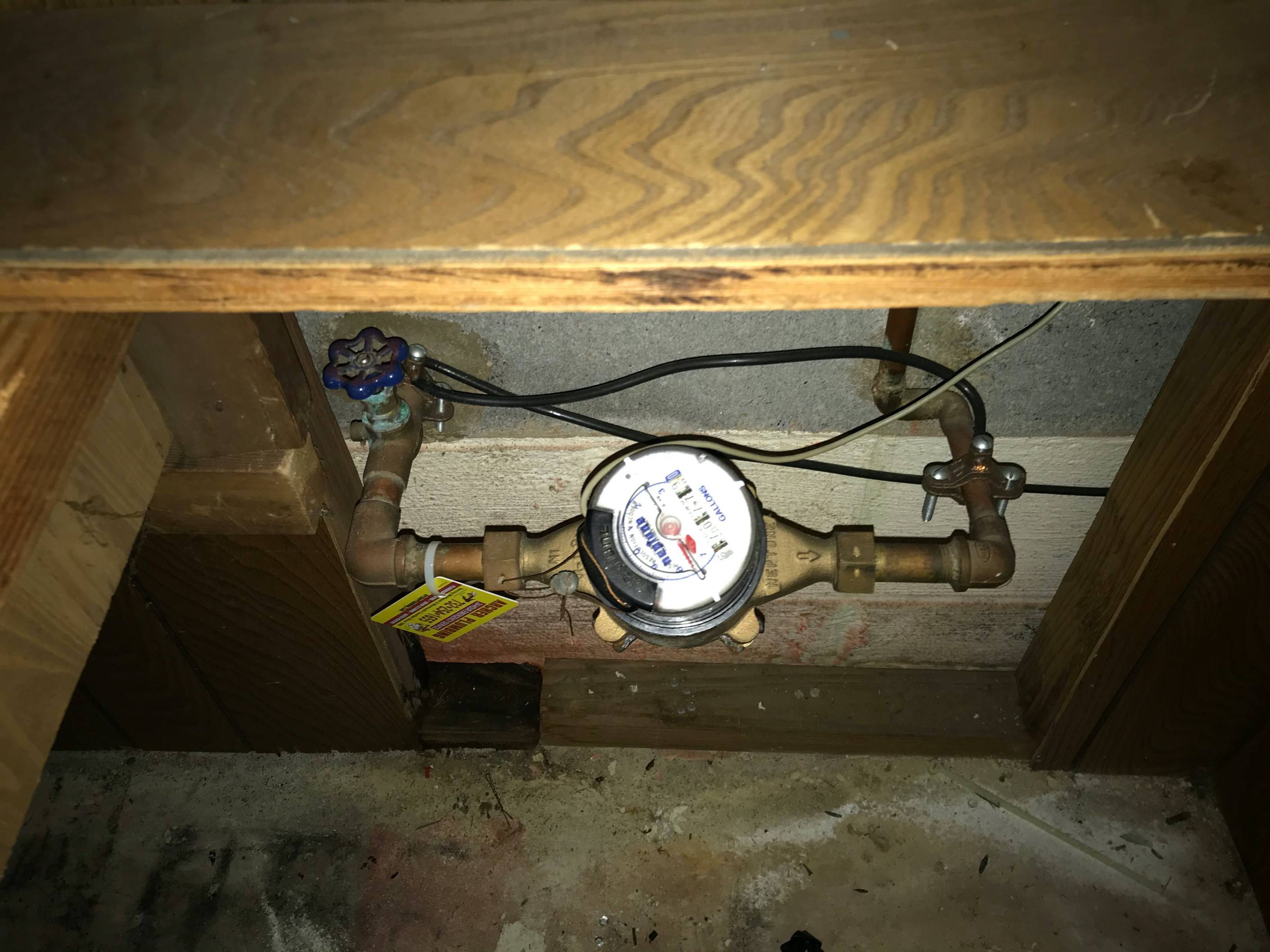 electrical - Main water supply's grounding wires - Home Improvement