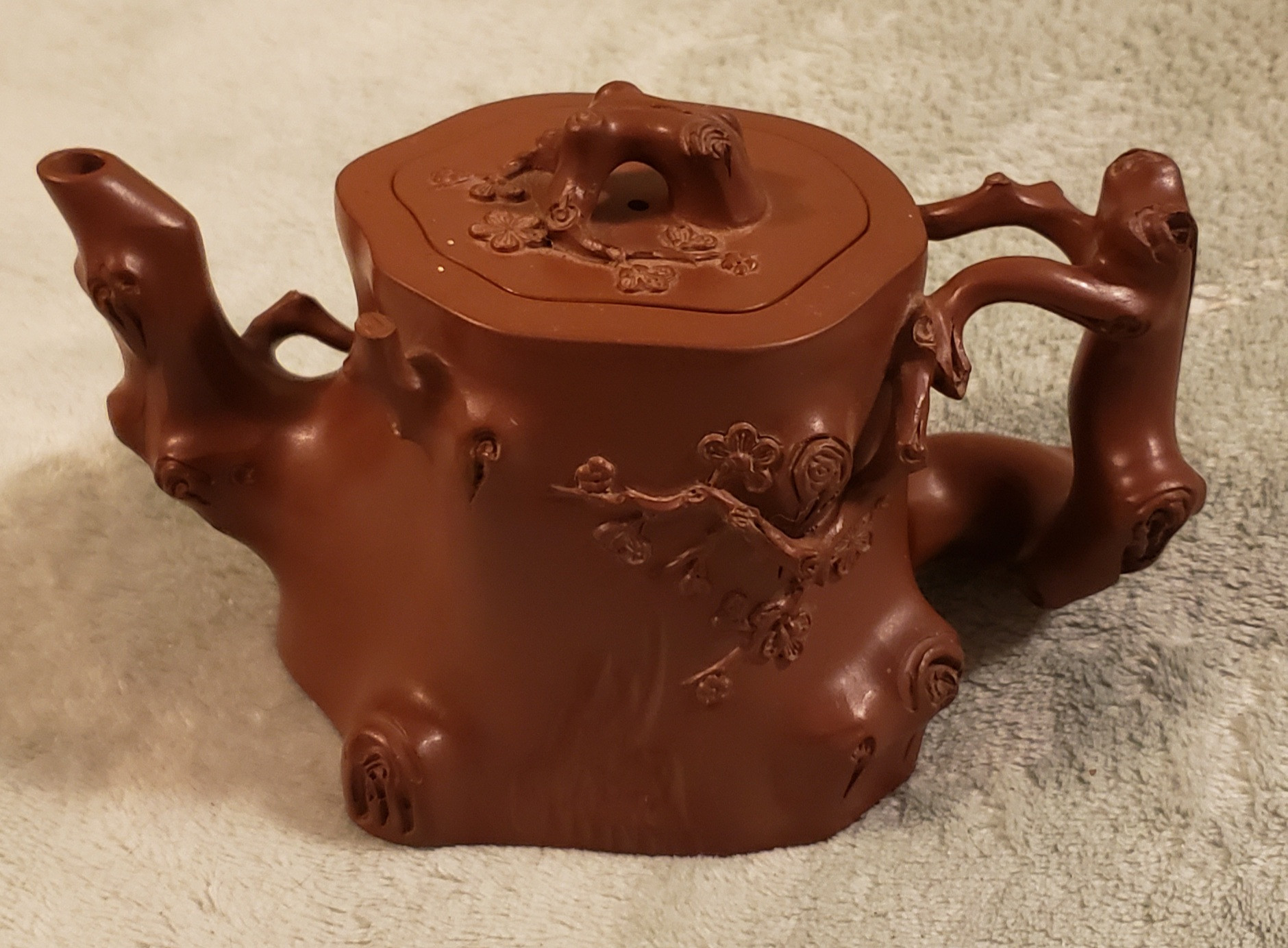 translation What does the pottery mark on the bottom of this purple sand clay teapot say? I