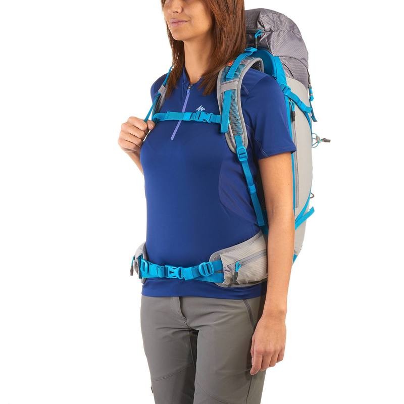 backpacking How is a backpack supposed to fit on the shoulder? The