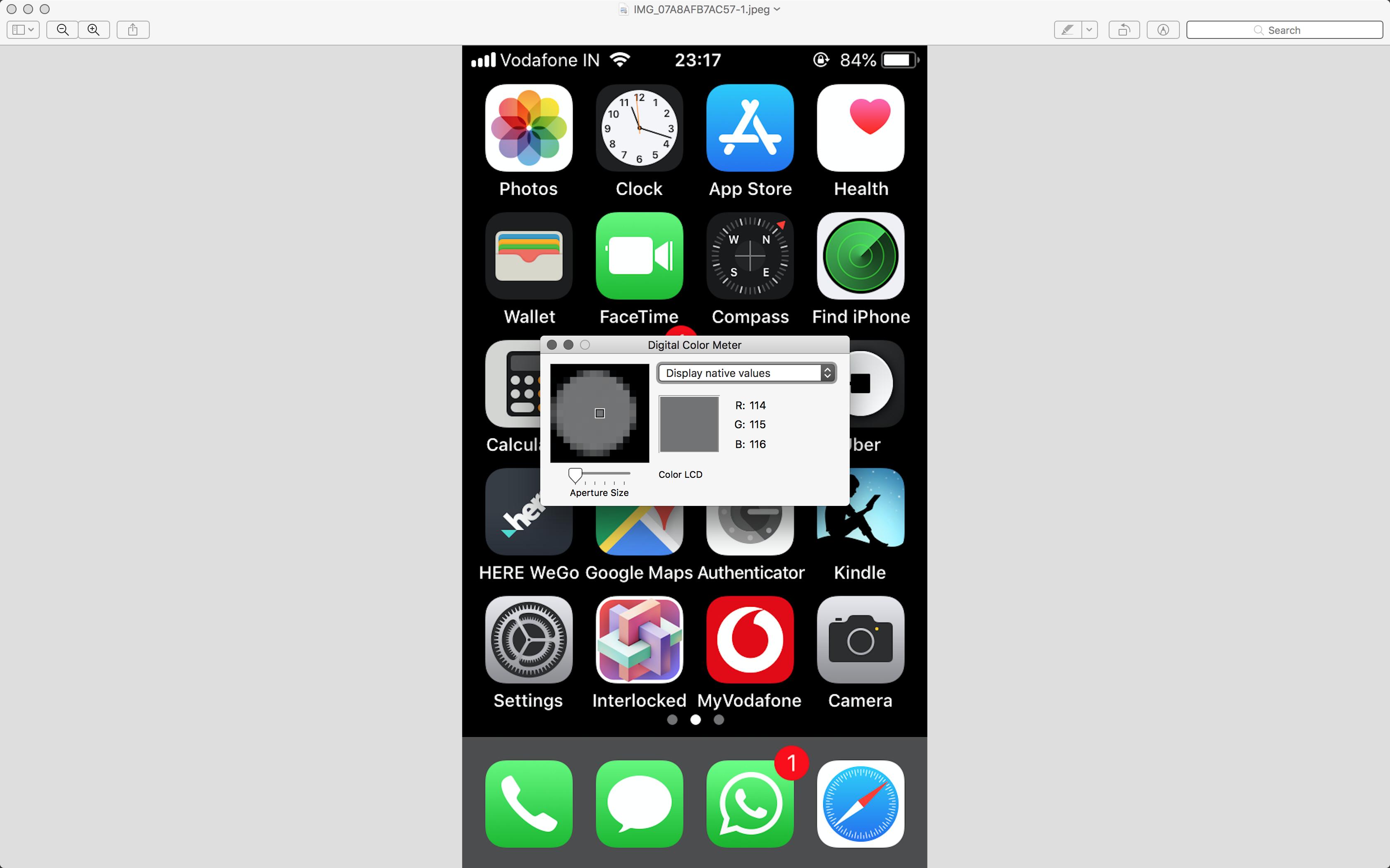 screen What color wallpaper makes page control dots on iPhone