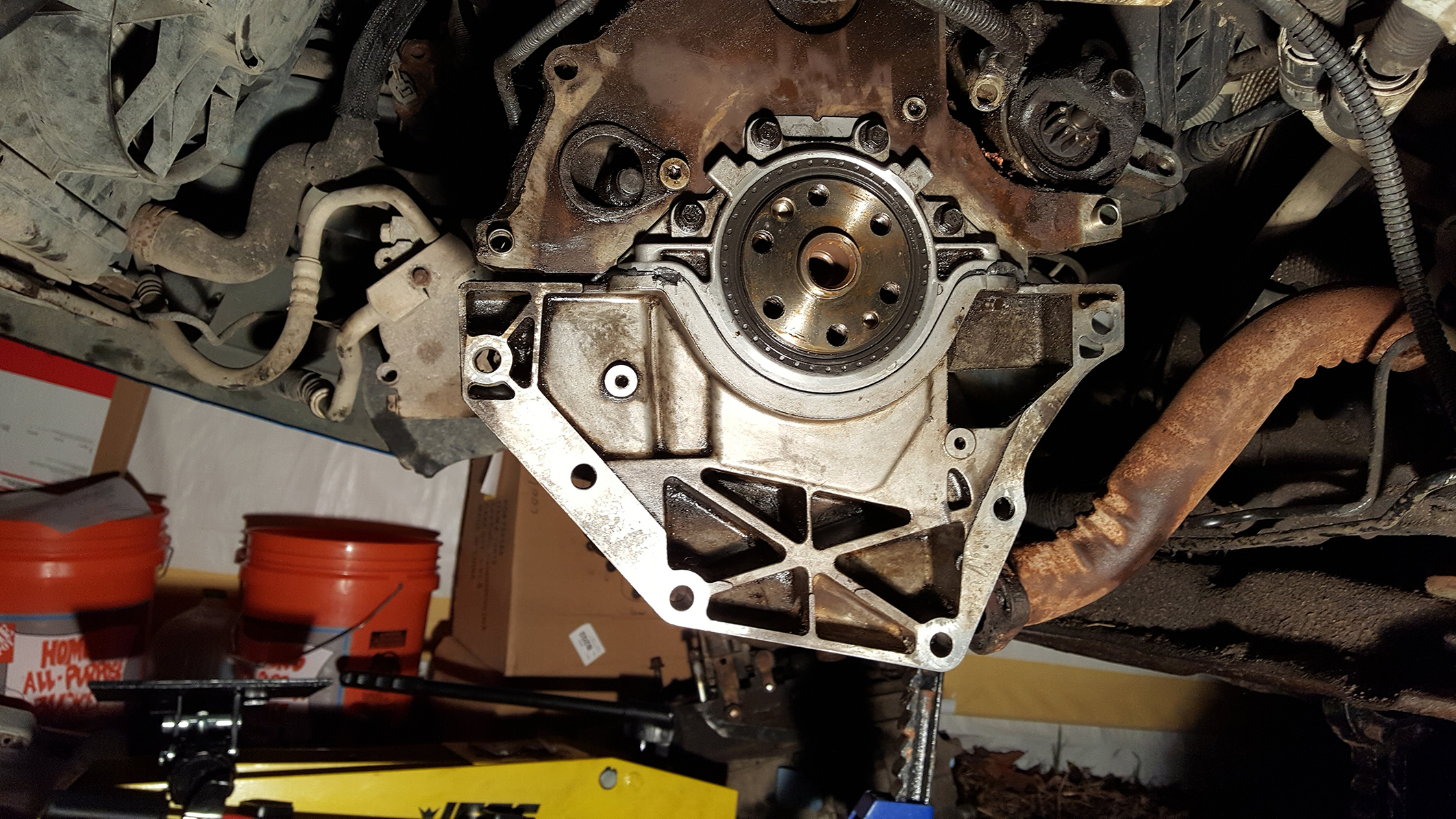 engine Cleaning behind the flywheel Motor Vehicle Maintenance