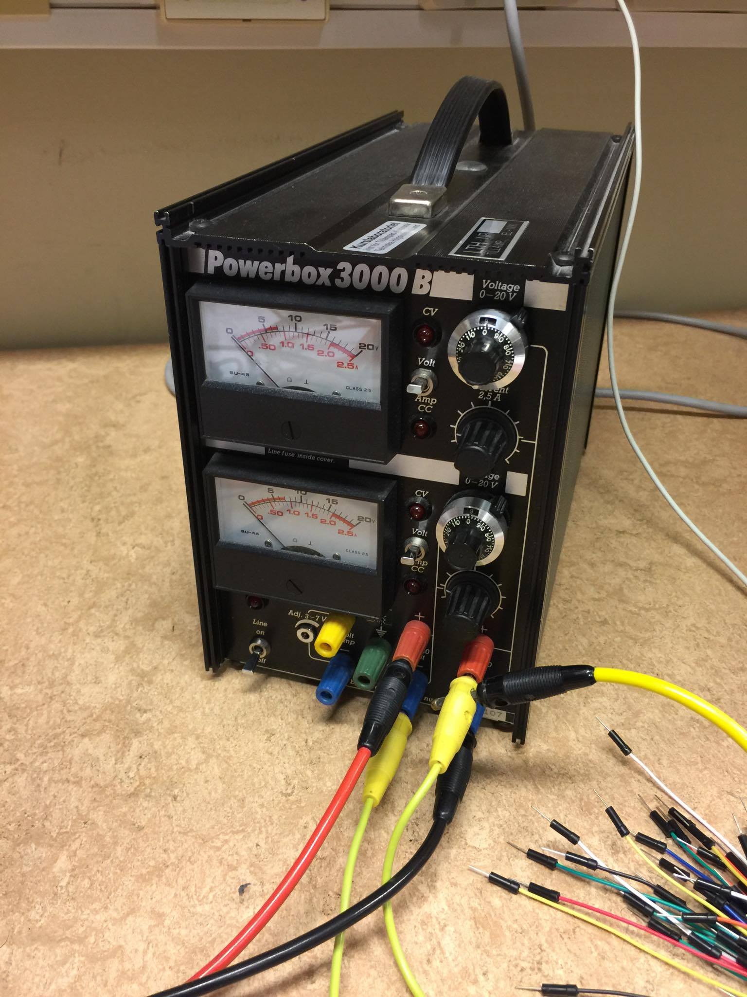 op amp Power a diode with a photo diode and an op amp Electrical