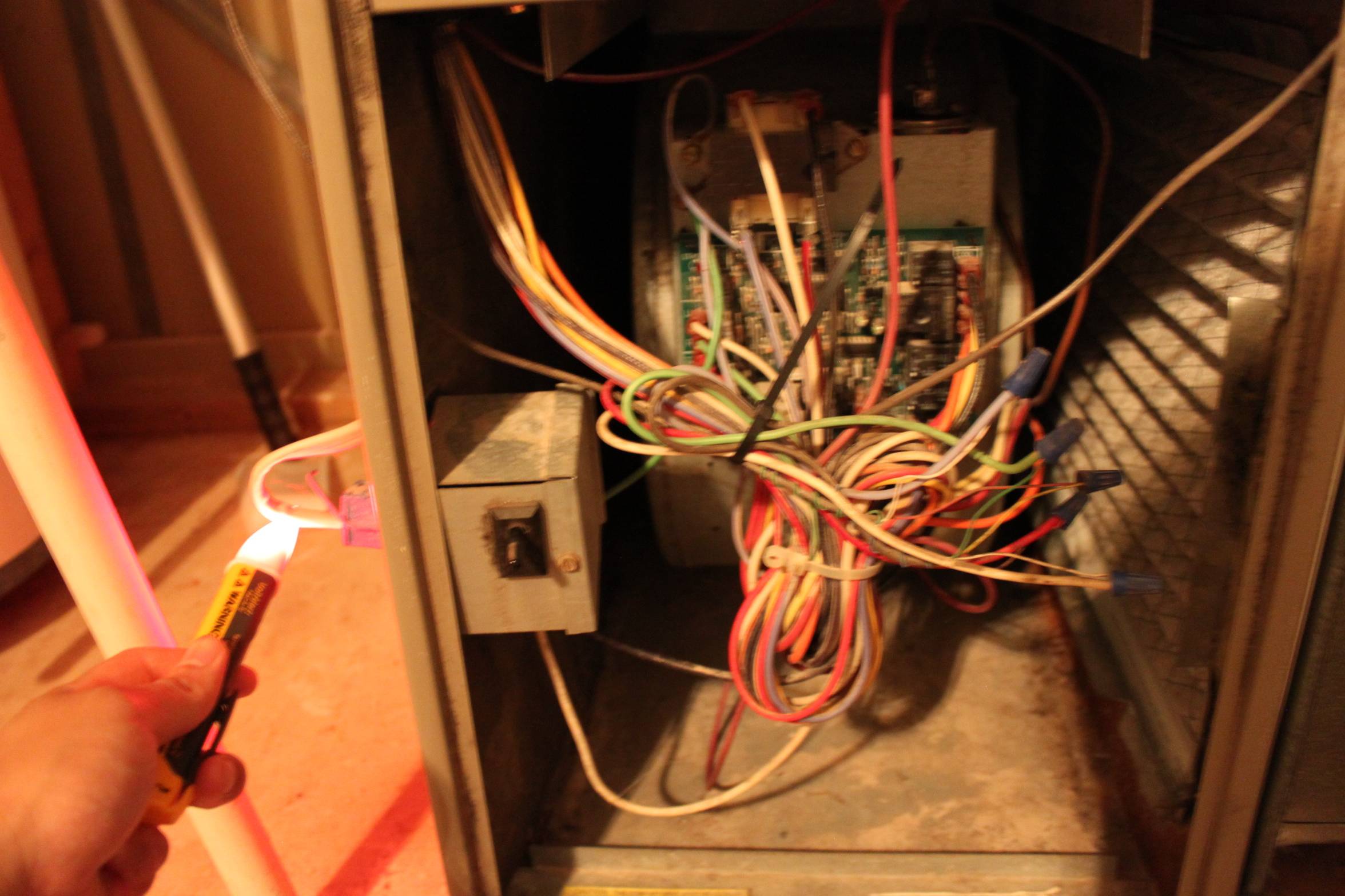 hvac AC unit won't turn on both inside blower fan and outside fan