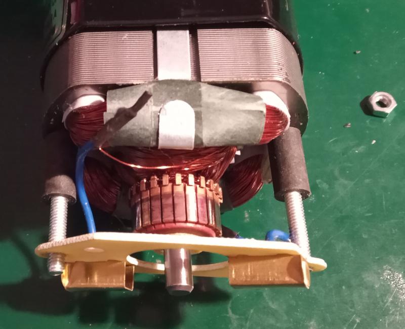 ac Reverse universal motor from a sewing machine Electrical
