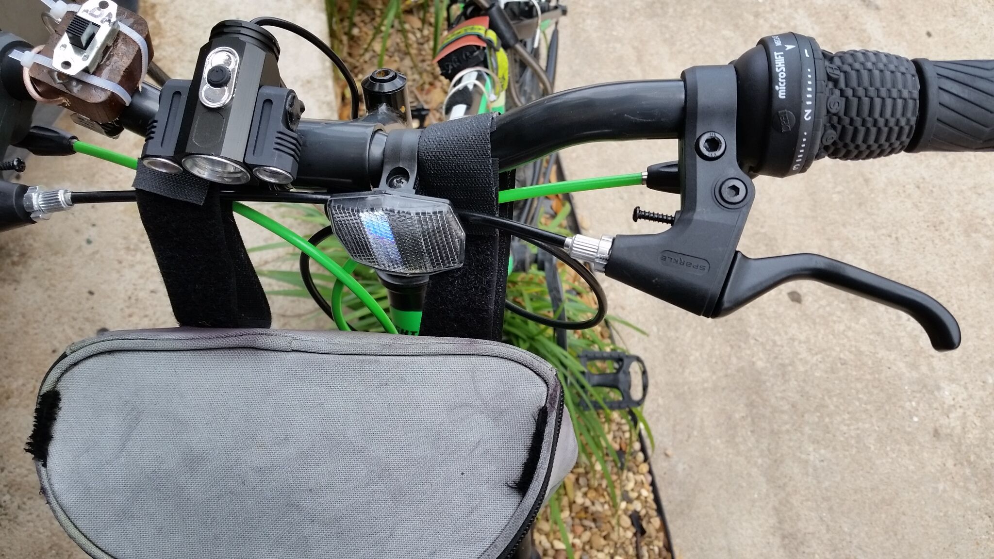 Shackle TV set Elegance bike brake cable lubricant myself thousand