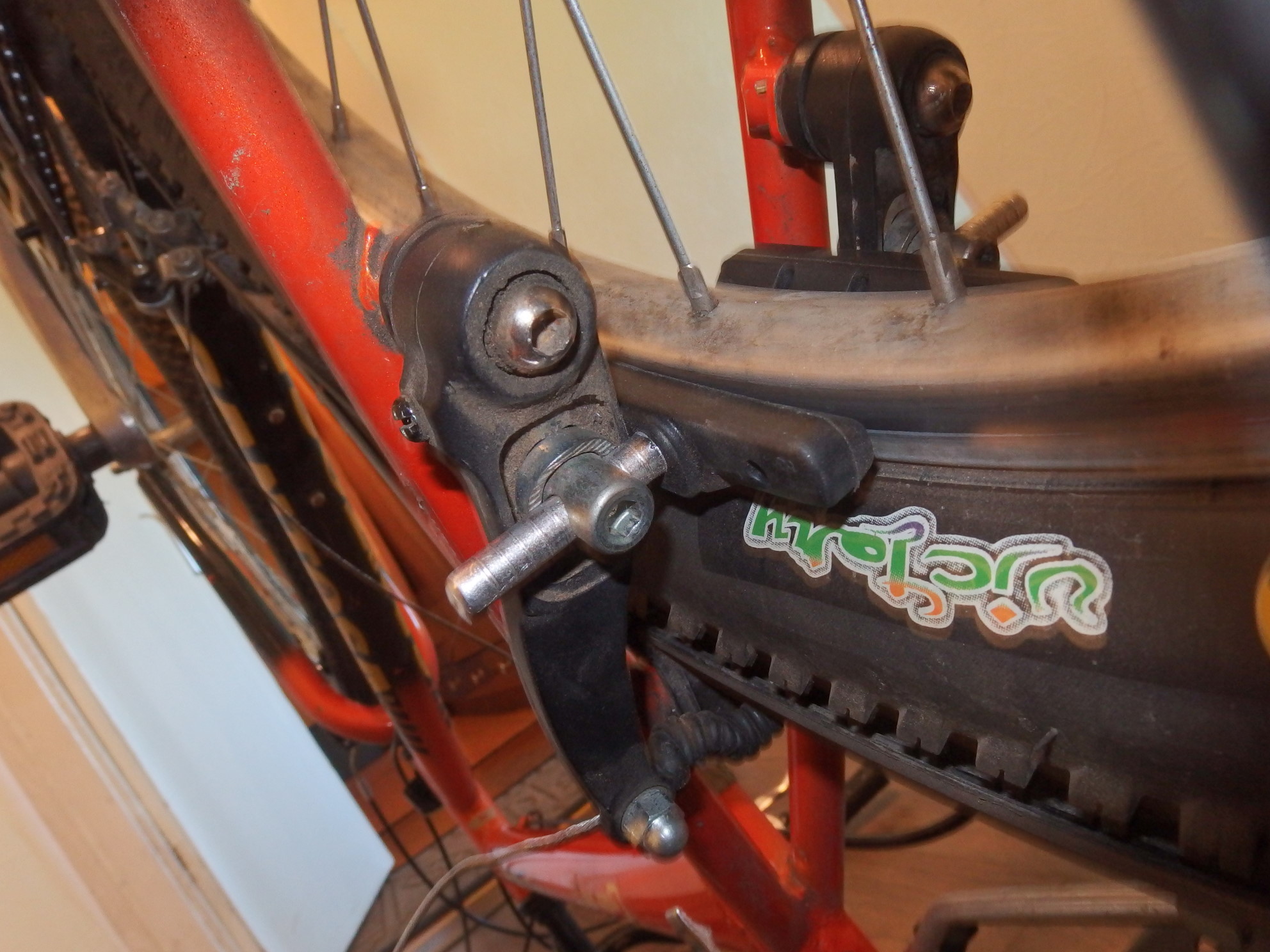 How to adjust rear brakes on this bicycle? Bicycles Stack Exchange