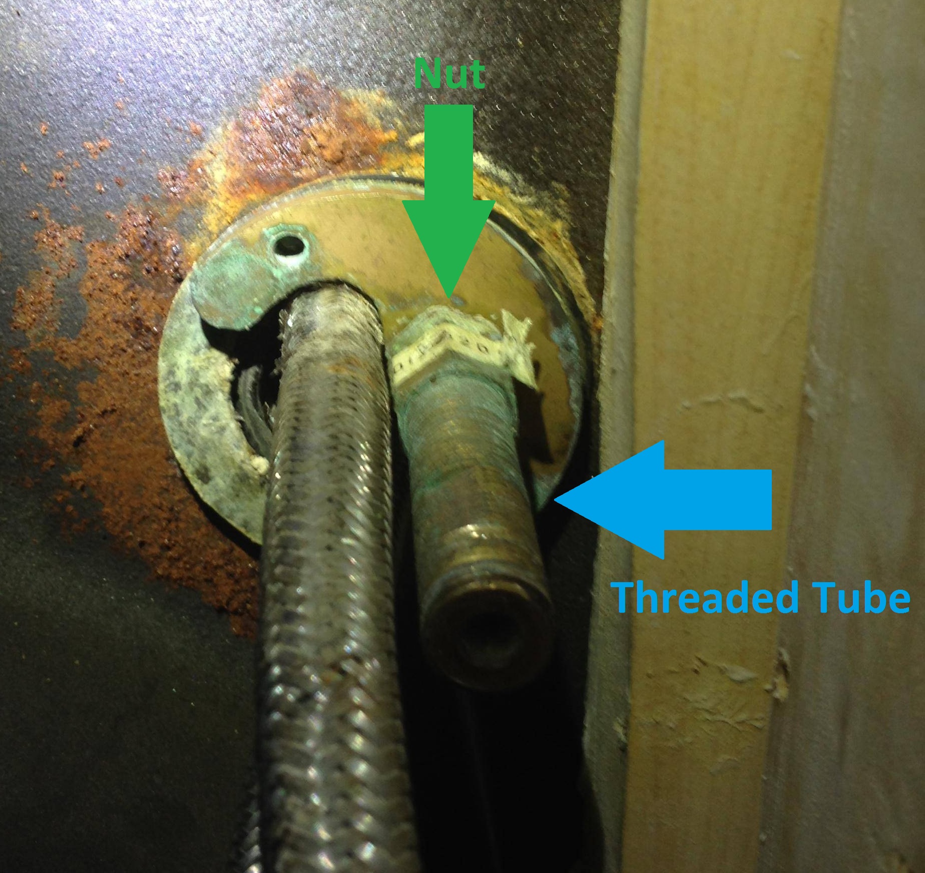 plumbing Replacing kitchen faucet, unsure how to remove old plate