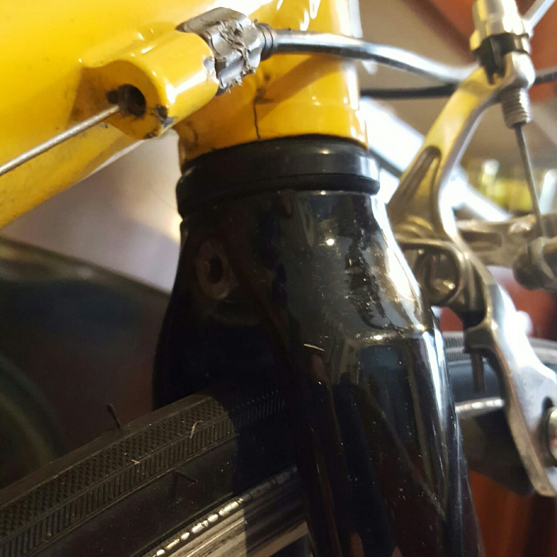 damage Crack in frame near forks Bicycles Stack Exchange