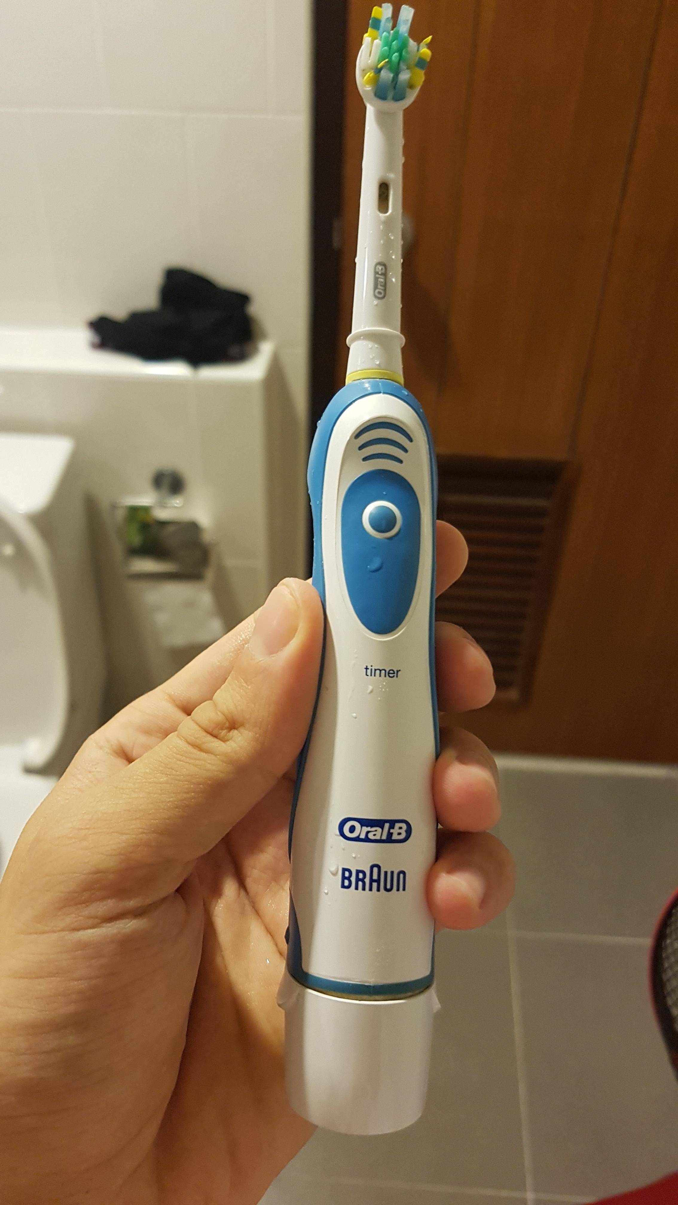 safety Can my damaged Braun electric toothbrush with Duracell
