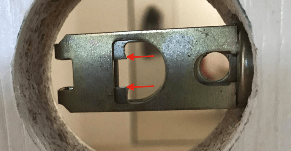 [SOLVED] How to open a door that has the insides of a door handle