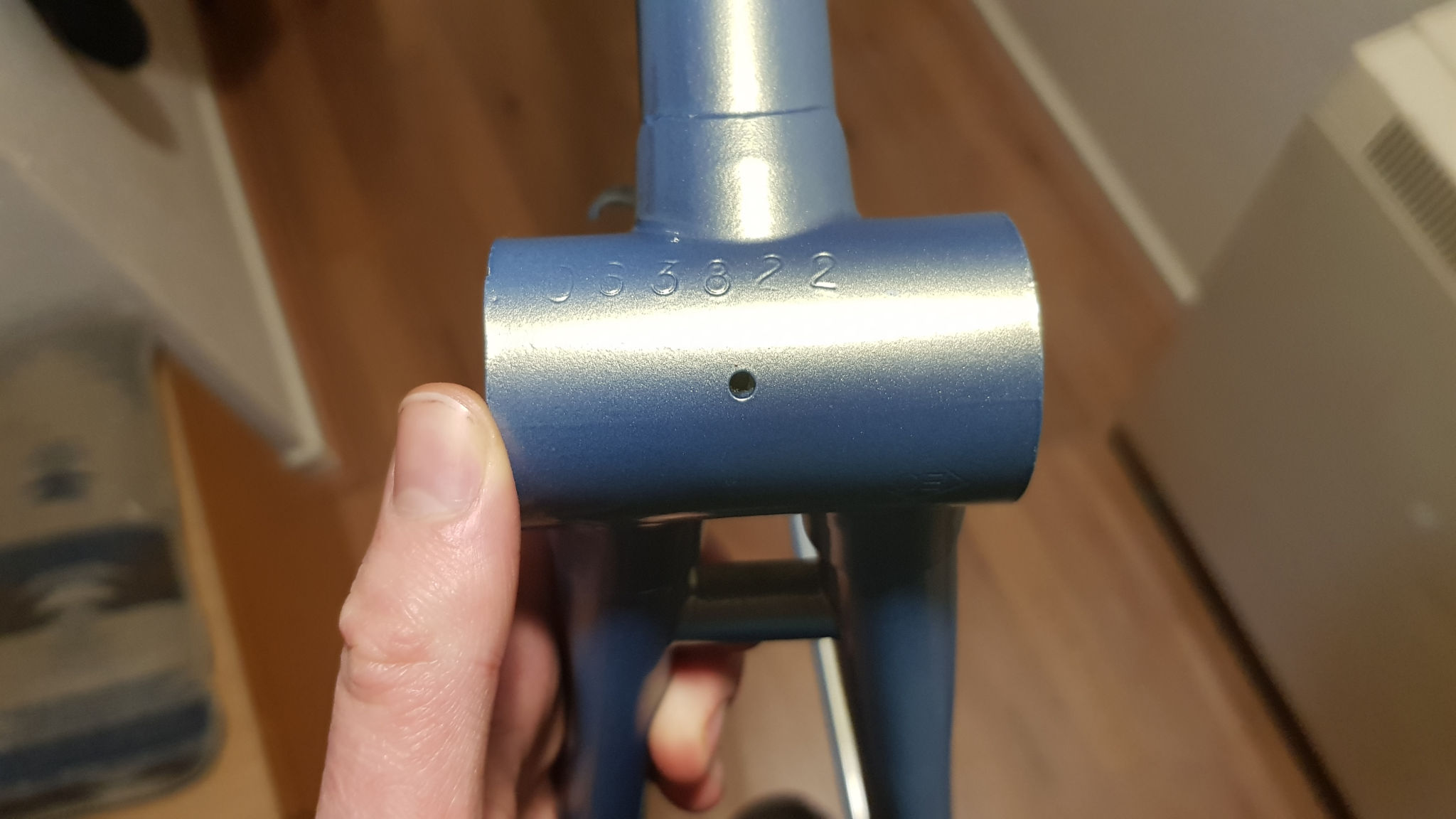 Bike Inner Gear Cable Guide Bottom Bracket With Screw Fitting Bicycle