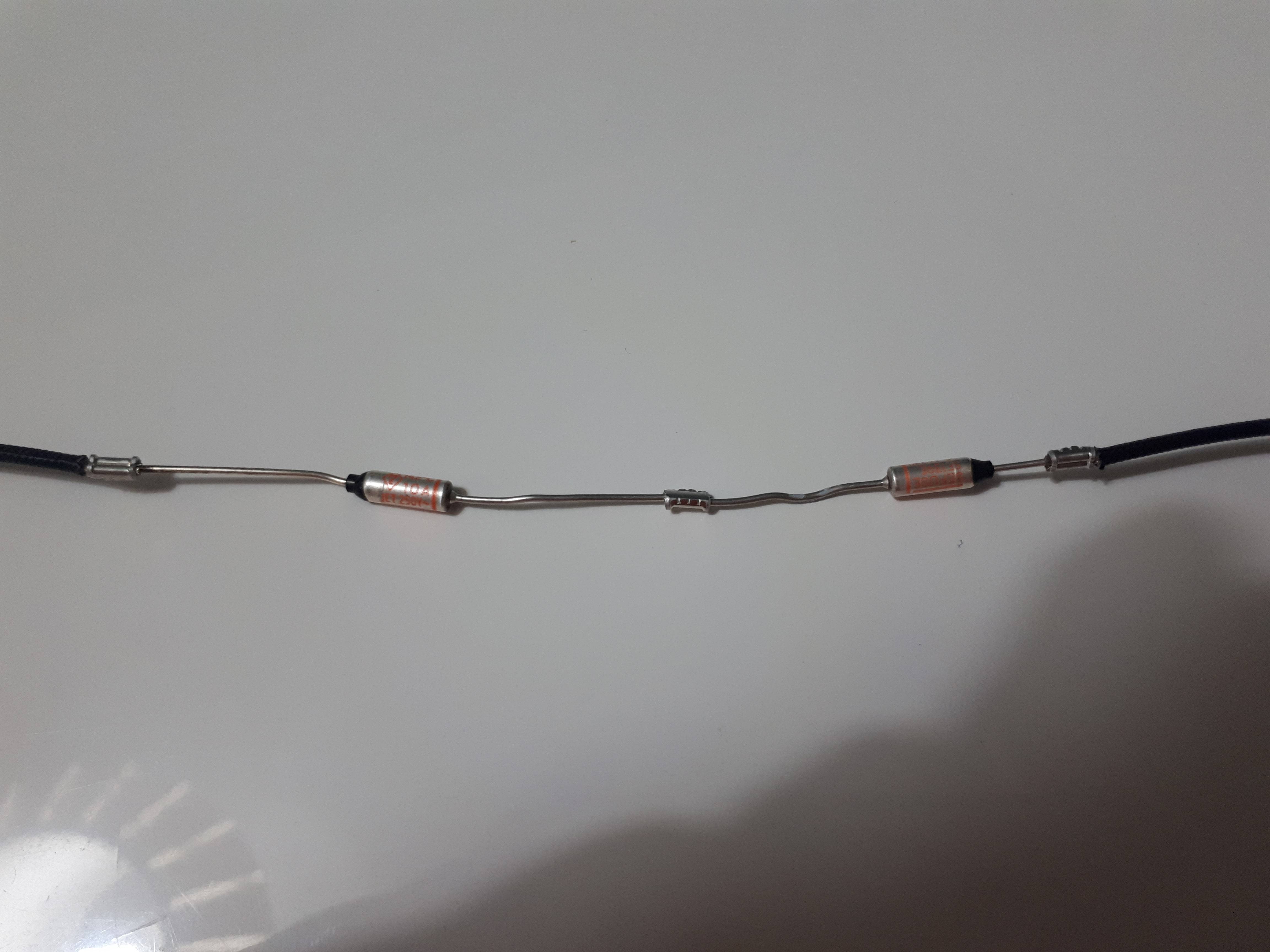 electrical Can I cut off the 2 fuse from the wire & connect a new one