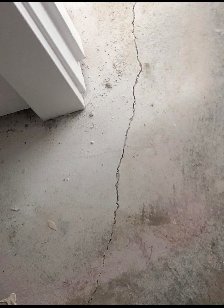 Cracks in new house concrete foundation Home Improvement