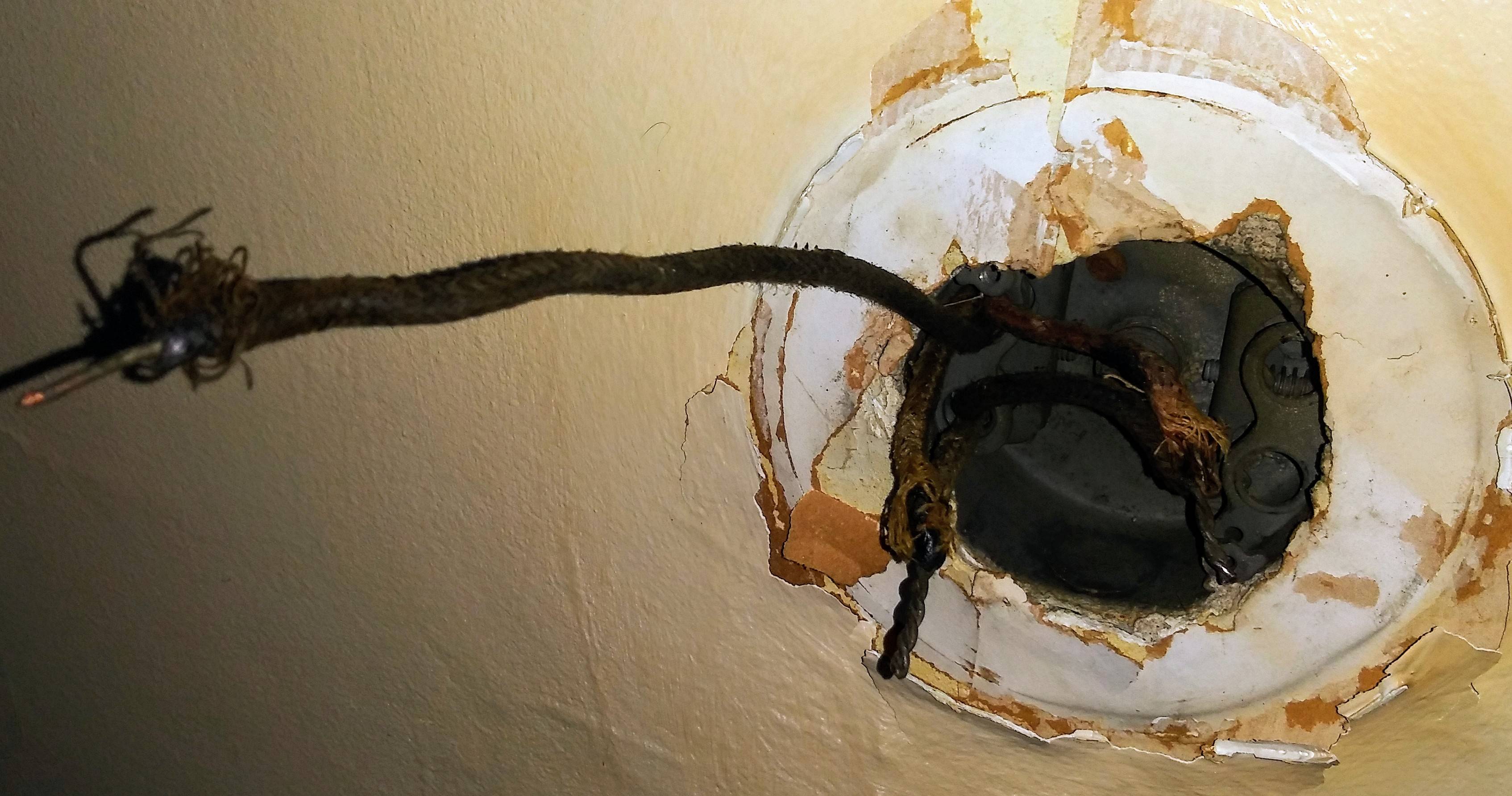 electrical - Ceiling fan replacement with old wiring issue - Home