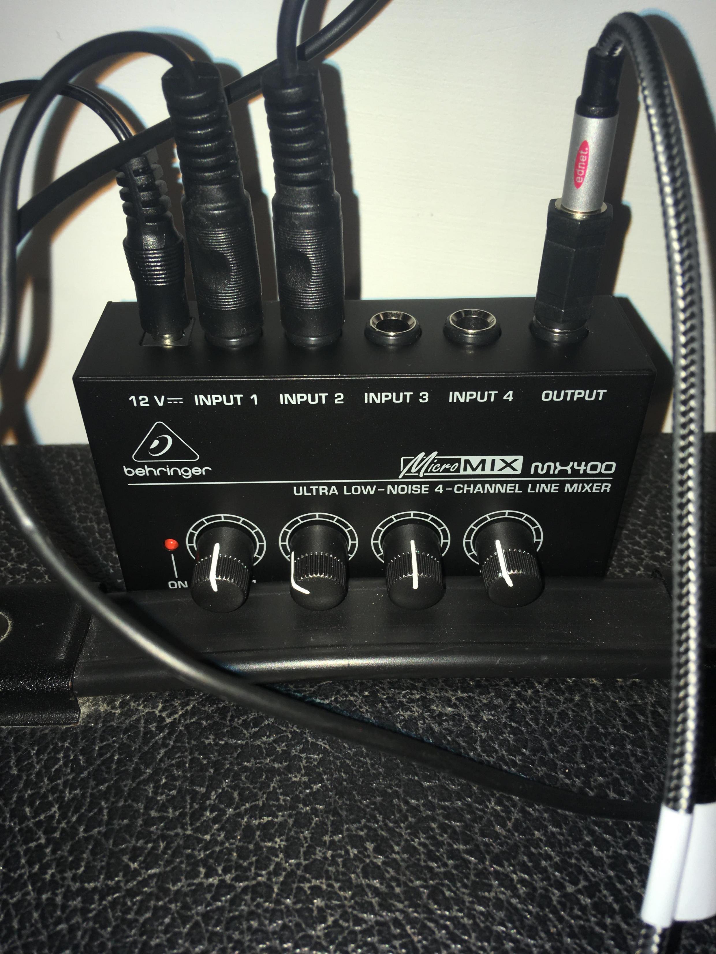 Why do I not get stereo output of my drums through the mixer? Music