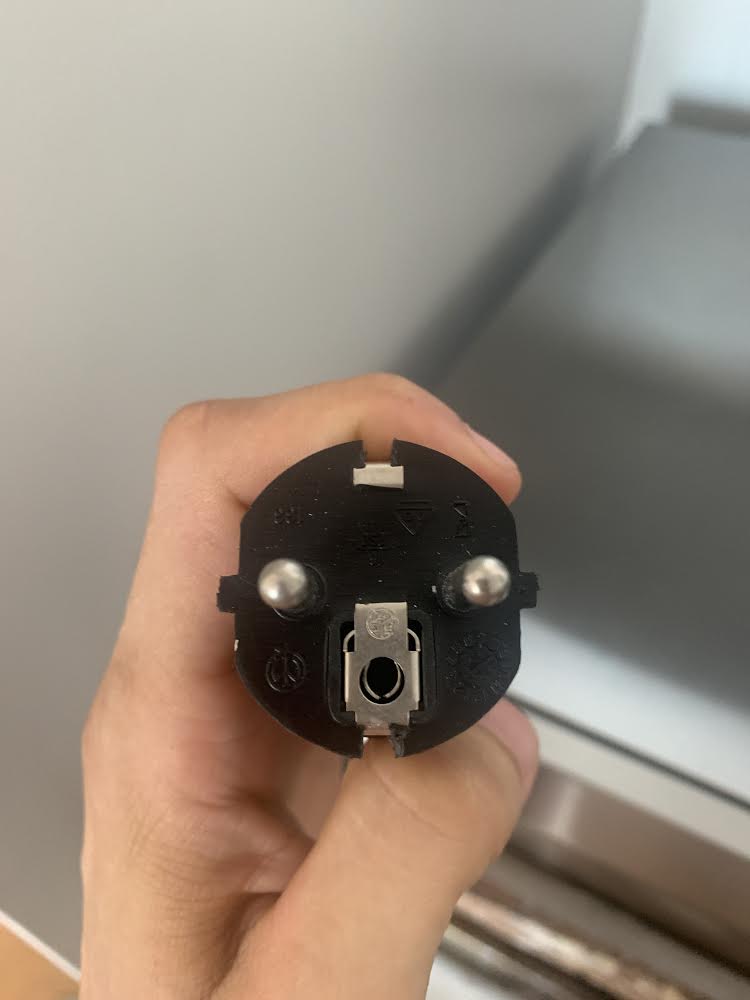 Can I connect my EU 230V 2.8kW appliance to a US 240V 20A receptacle