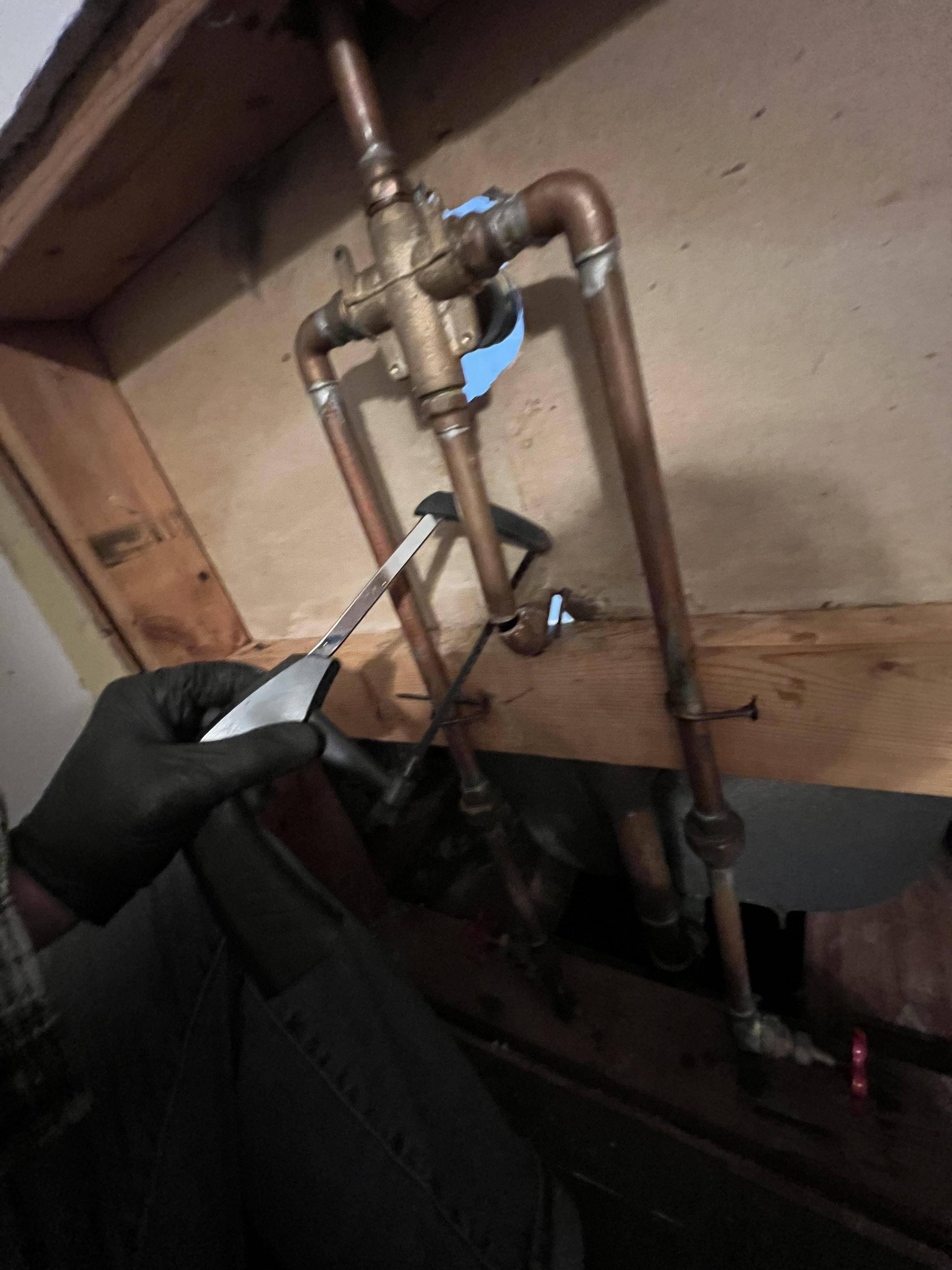 plumbing What are the steps of replacing bathroom tub/shower fixtures