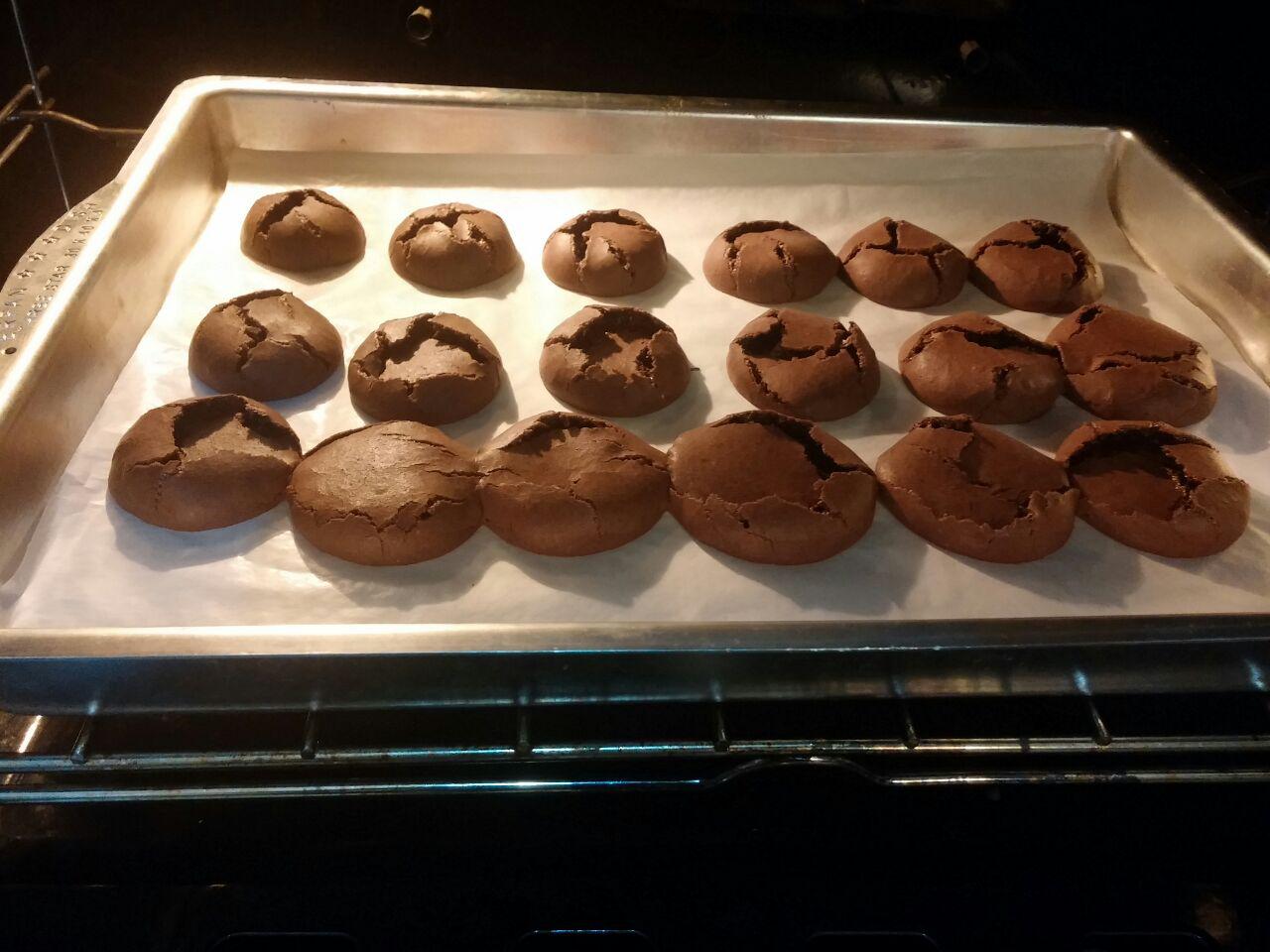 baking Why are my macarons cracking on top? Seasoned Advice