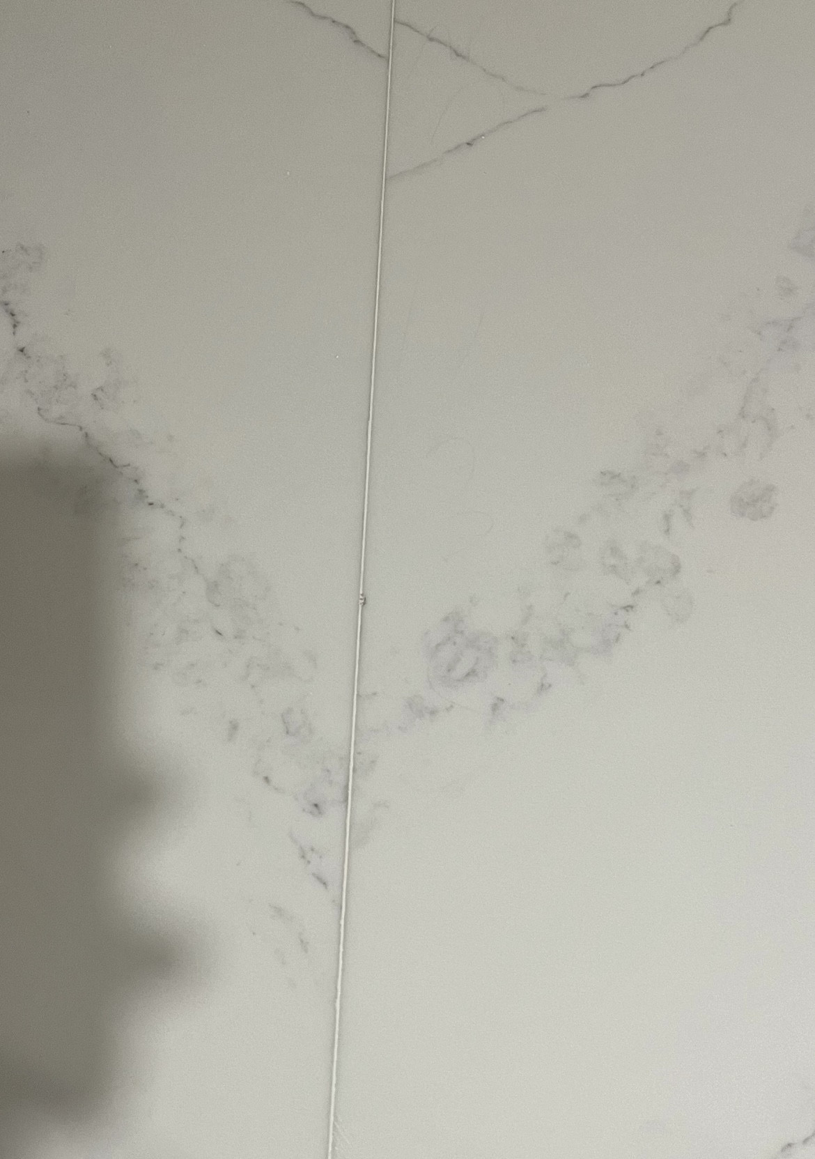 kitchen counters Should I be able to see the seam on an Lshaped