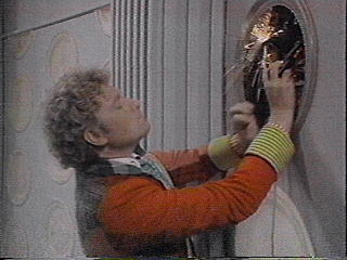 doctor who - Is the chameleon circuit attached to the chameleon arch